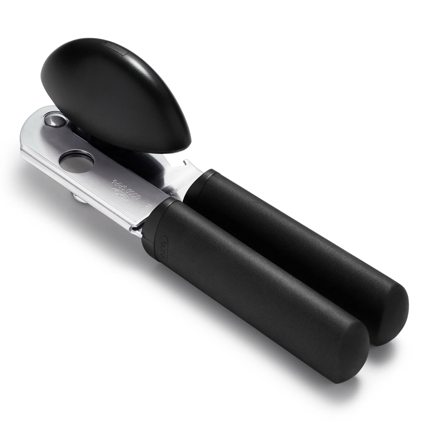 Hochwertiger Dosenöffner von OXO mit ergonomischem Weichgriff, 17.8 cm lang. Ideal für müheloses und sicheres Öffnen von Dosen.