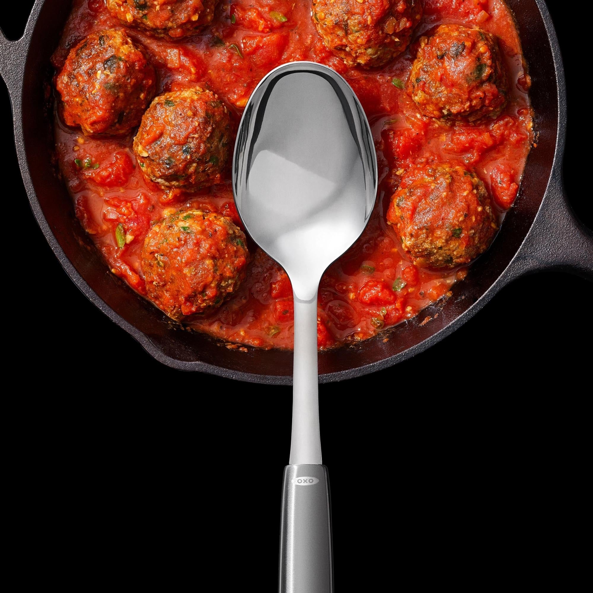 Entdecken Sie den OXO GG STL Löffel (30 cm) – der perfekte Küchenhelfer für präzises Rühren und Servieren. Hergestellt aus robustem Edelstahl und leichtem Polypropylen, hitzebeständig und spülmaschinenfest.