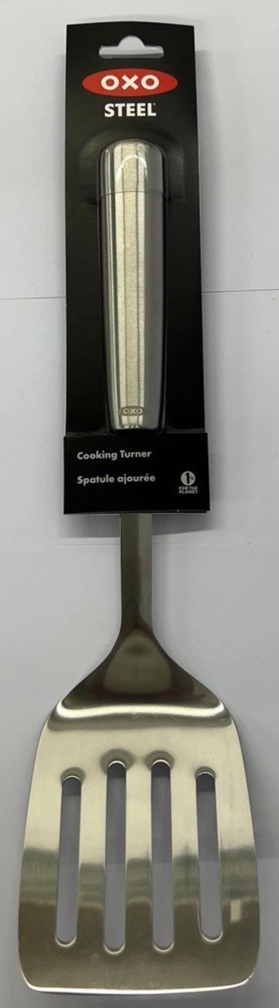 Der OXO Good Grips Steel Wender vereint Funktionalität und Stil. Perfekt zum Wenden von Speisen, robust und benutzerfreundlich.