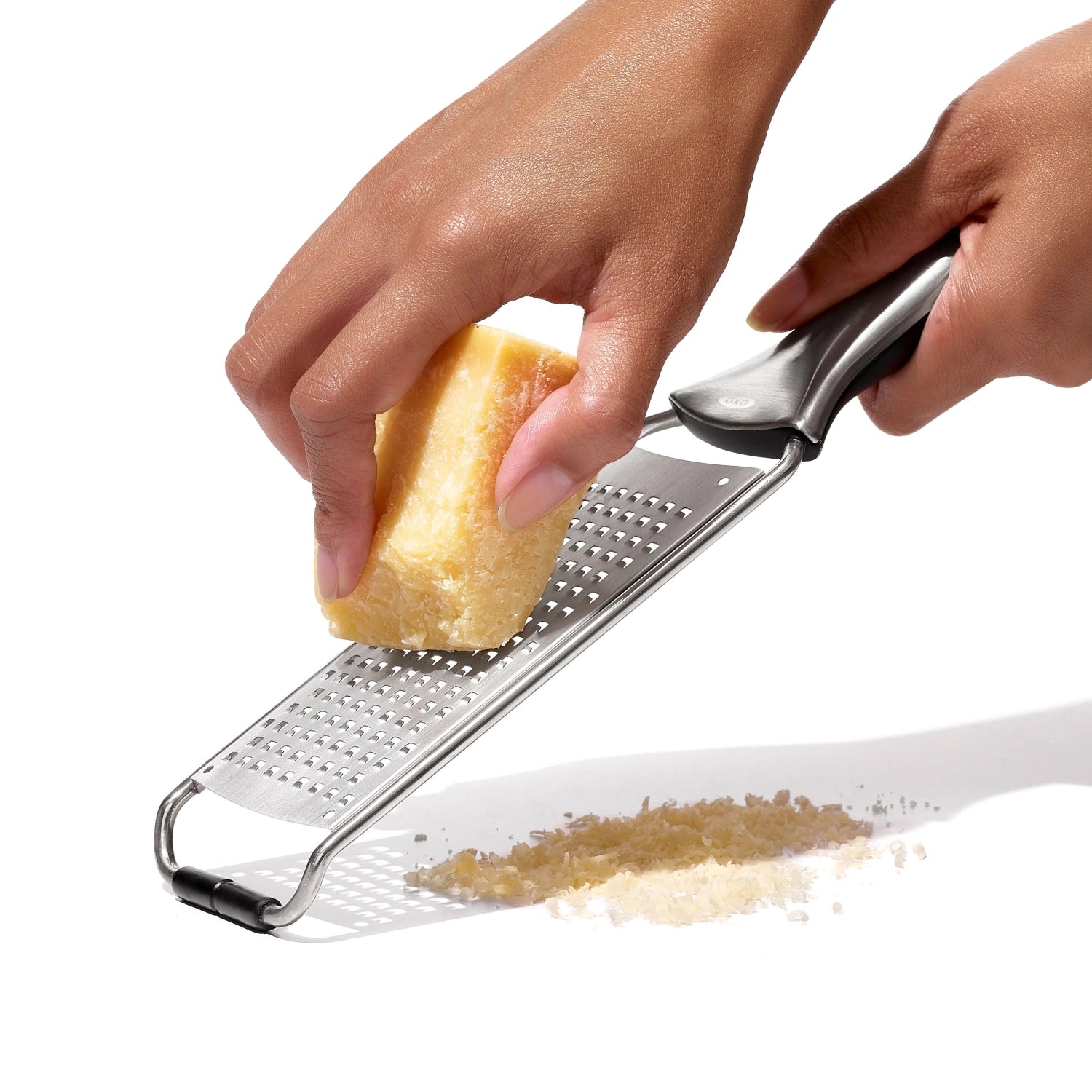 Hochwertige OXO Good Grips Stahlreibe, 29 cm, mit geätzter Oberfläche für müheloses Reiben von Käse, Gemüse und mehr.