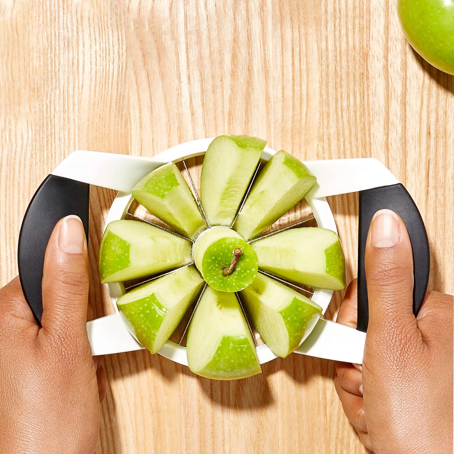 Apple divider for 8 pieces, black and white