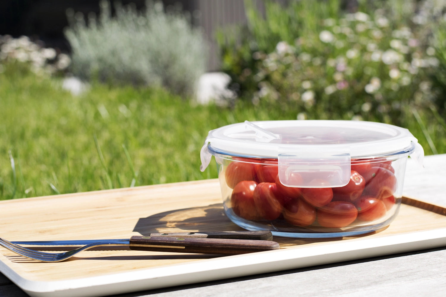 Die Pebbly Glas Vorratsdose (95cl) mit innovativem Ventilsystem sorgt für optimale Frische und Qualität. Ideal für nachhaltige Aufbewahrung!