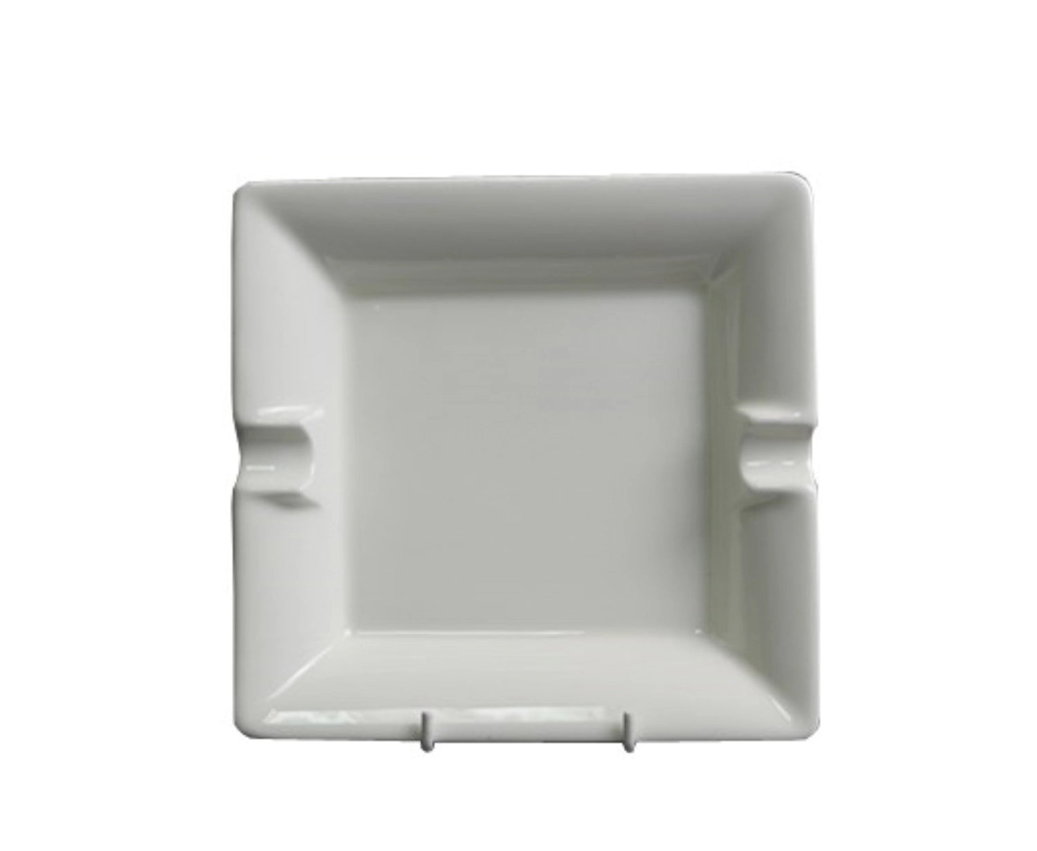 Form 07 BC Aschenbecher 16.5cm in Weiss präsentiert im Onlineshop von KAQTU Design AG. Barzubehör ist von Royal Porcelain