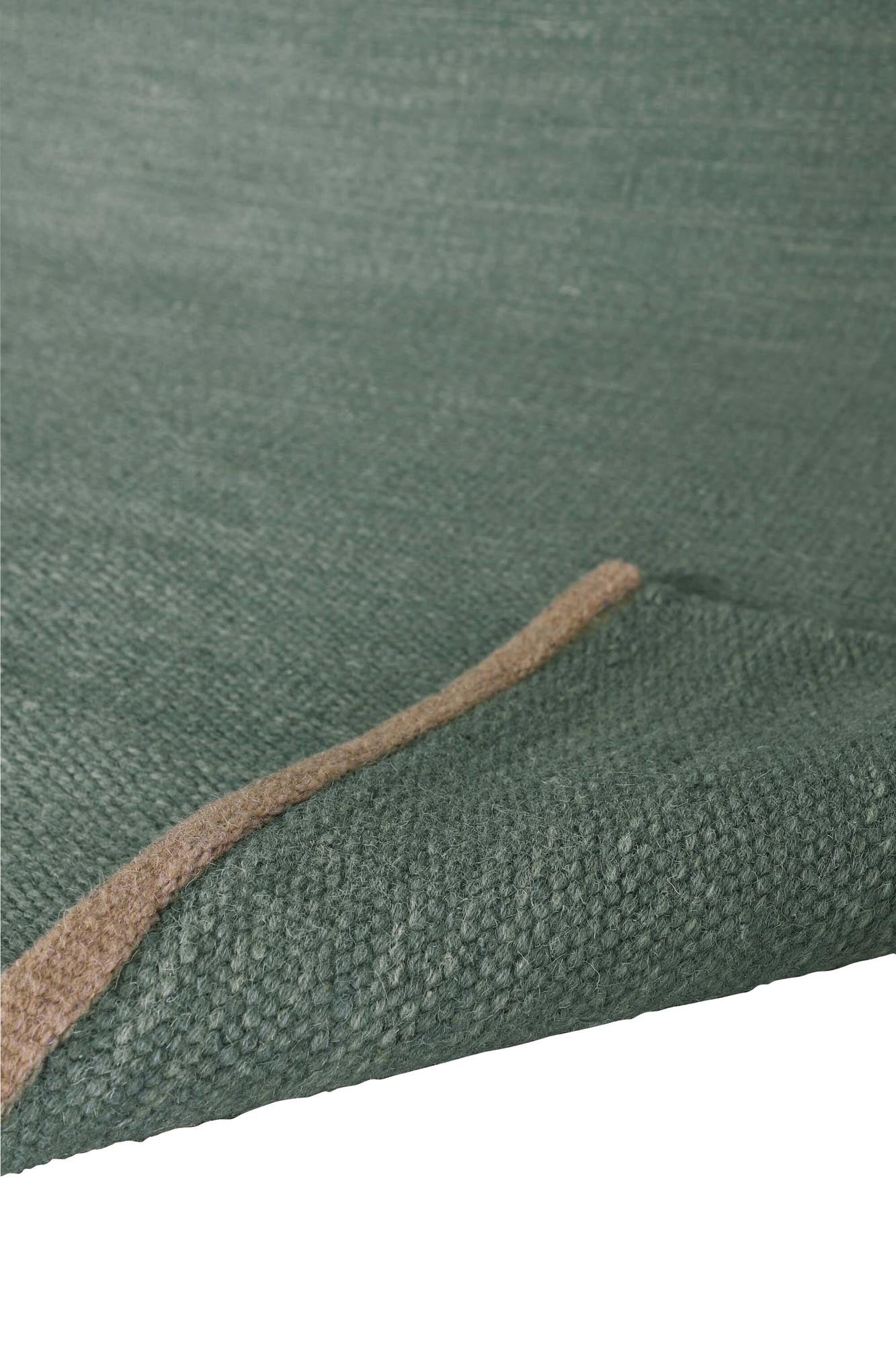 Jaipur Teppich in Grün präsentiert im Onlineshop von KAQTU Design AG. Teppich ist von Venture Home