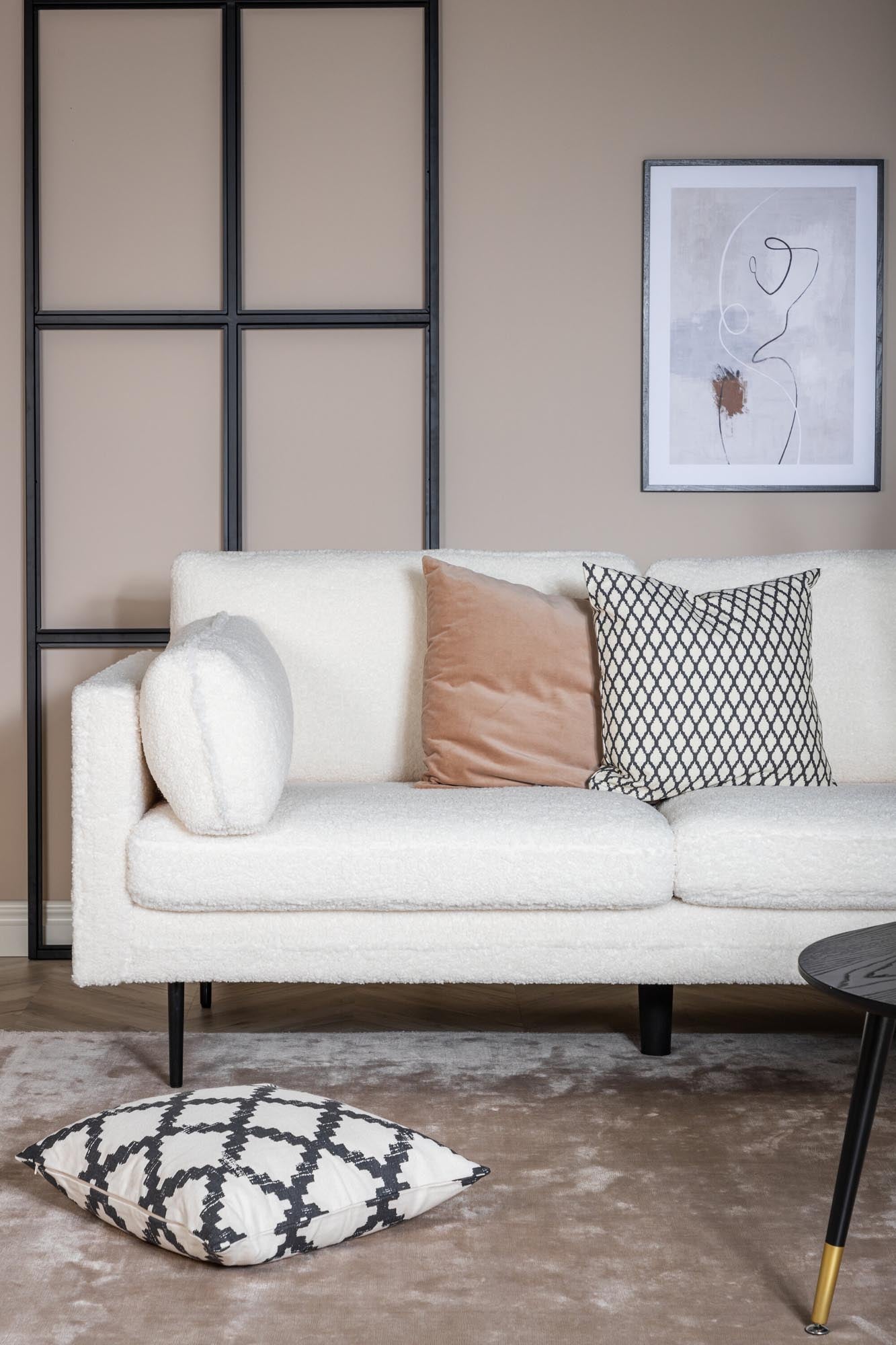 Boom Sofa in Weiss präsentiert im Onlineshop von KAQTU Design AG. 3er Sofa ist von Venture Home