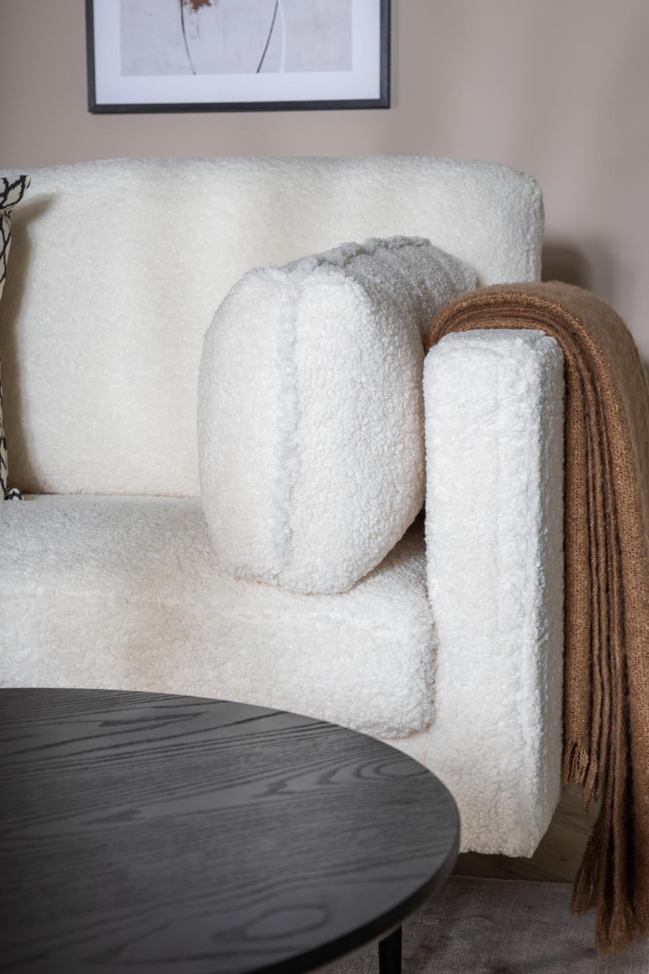 Boom Sofa in Weiss präsentiert im Onlineshop von KAQTU Design AG. 3er Sofa ist von Venture Home