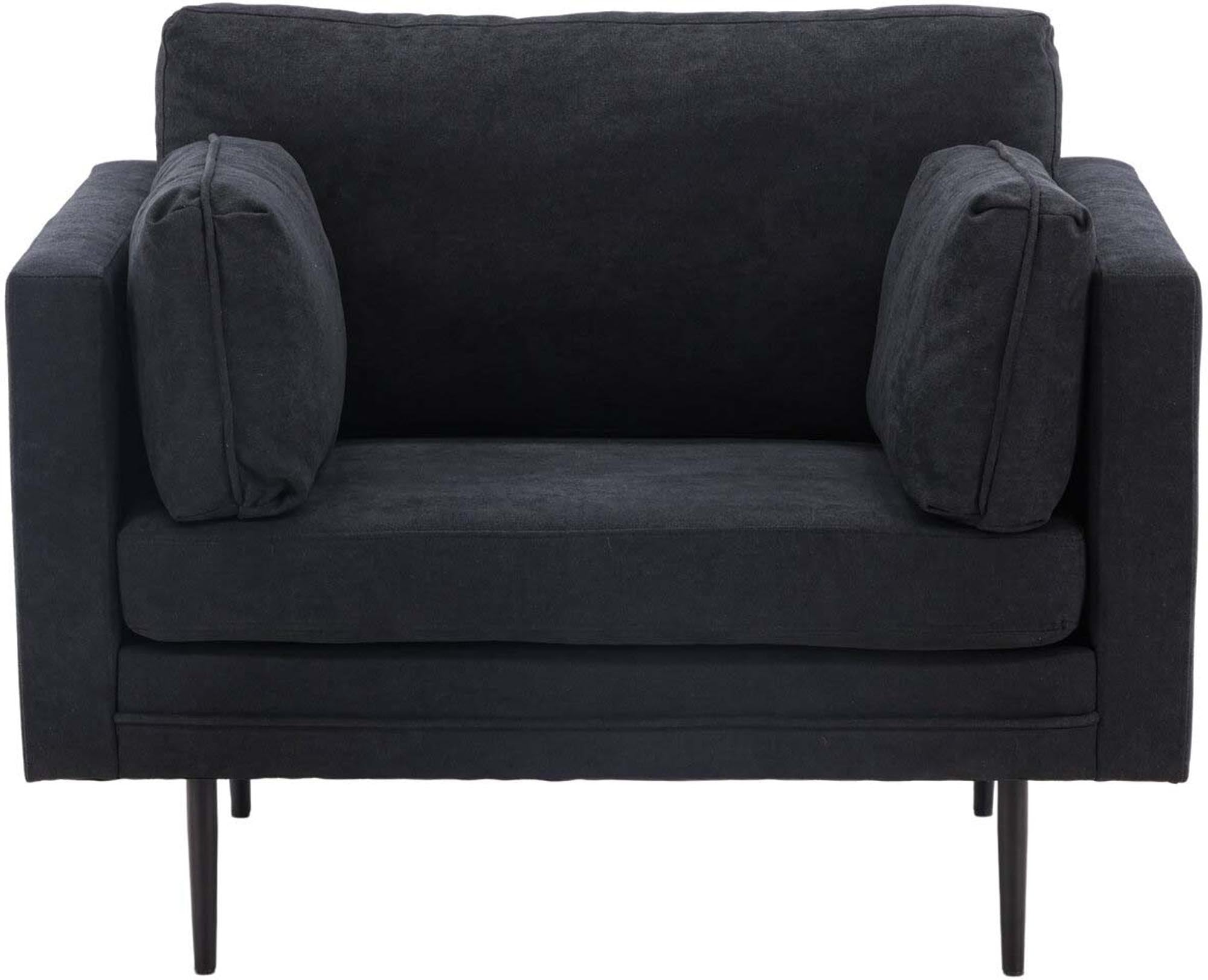 Entdecken Sie den Boom Sessel von Venture Home: Luxuriöser Samt, elegantes Design und vielseitige Gestaltungsmöglichkeiten für Ihr Zuhause.