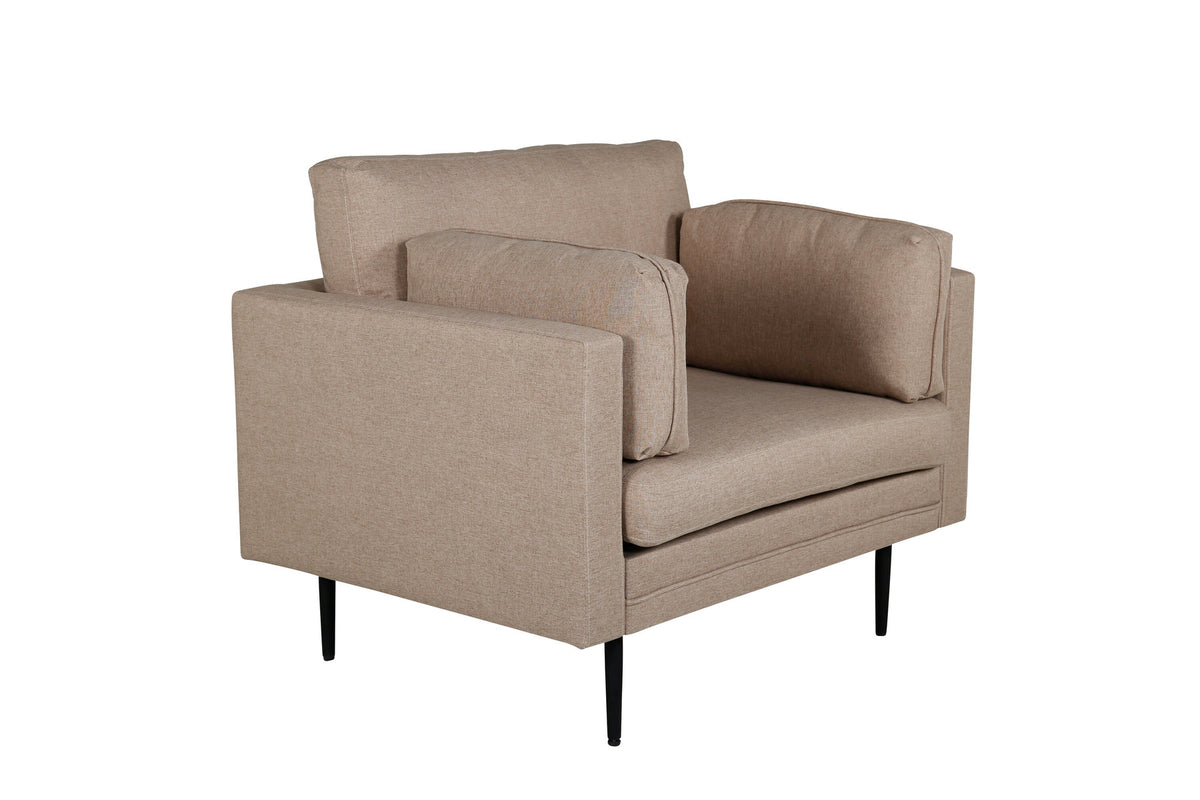 Boom Sessel in Braun präsentiert im Onlineshop von KAQTU Design AG. Sessel mit Armlehnen ist von Venture Home