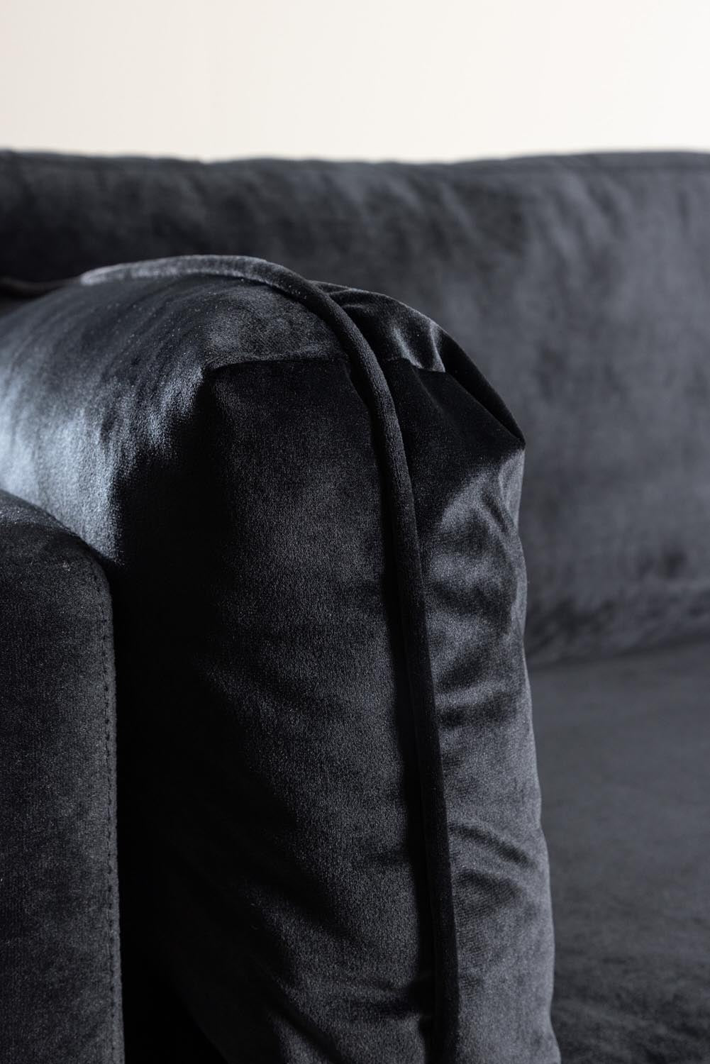 Boom Sessel in Schwarz präsentiert im Onlineshop von KAQTU Design AG. Sessel mit Armlehnen ist von Venture Home