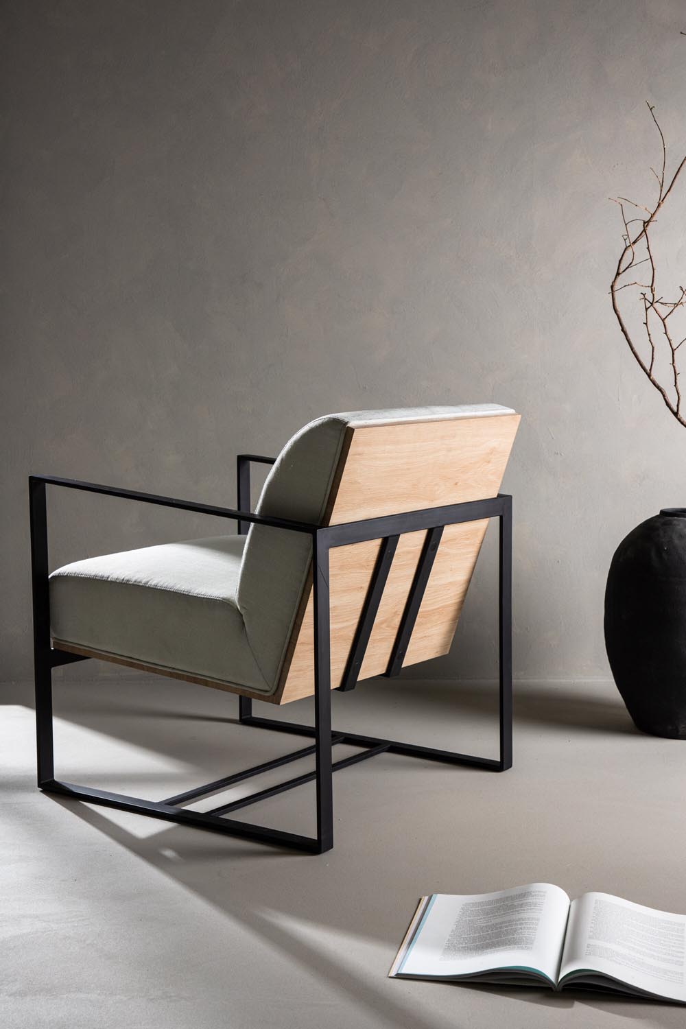 Kansas Sessel in Cremefarben präsentiert im Onlineshop von KAQTU Design AG. Sessel mit Armlehnen ist von Venture Home