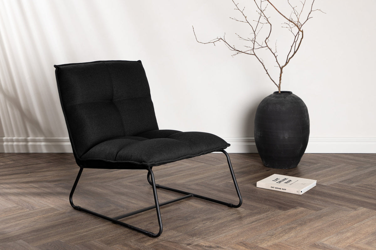 Madison Sessel in Schwarz präsentiert im Onlineshop von KAQTU Design AG. Sessel ist von Venture Home