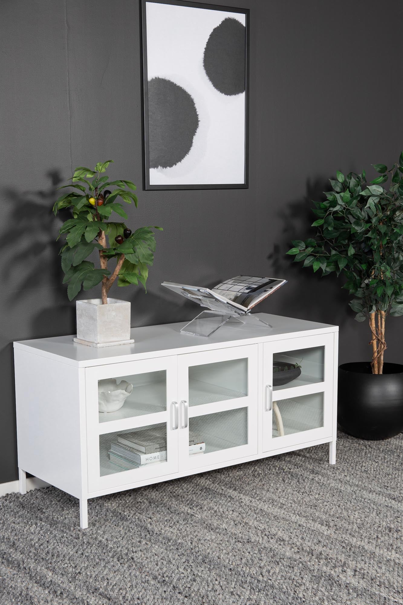 TV Ständer aus Stahl in Weiss präsentiert im Onlineshop von KAQTU Design AG. TV-Möbel ist von Venture Home