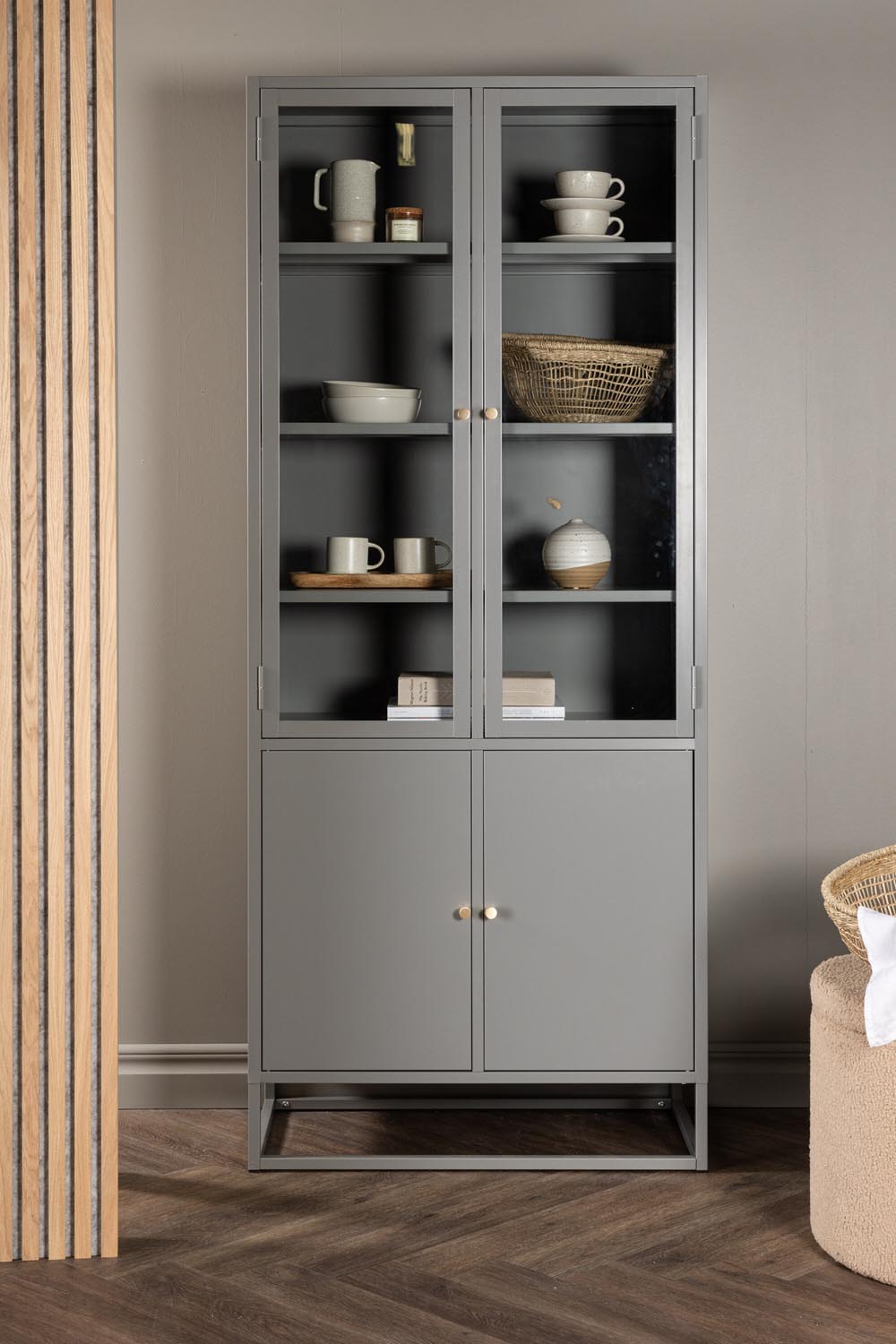 Will Regal in Hellgrau präsentiert im Onlineshop von KAQTU Design AG. Standregal ist von Venture Home