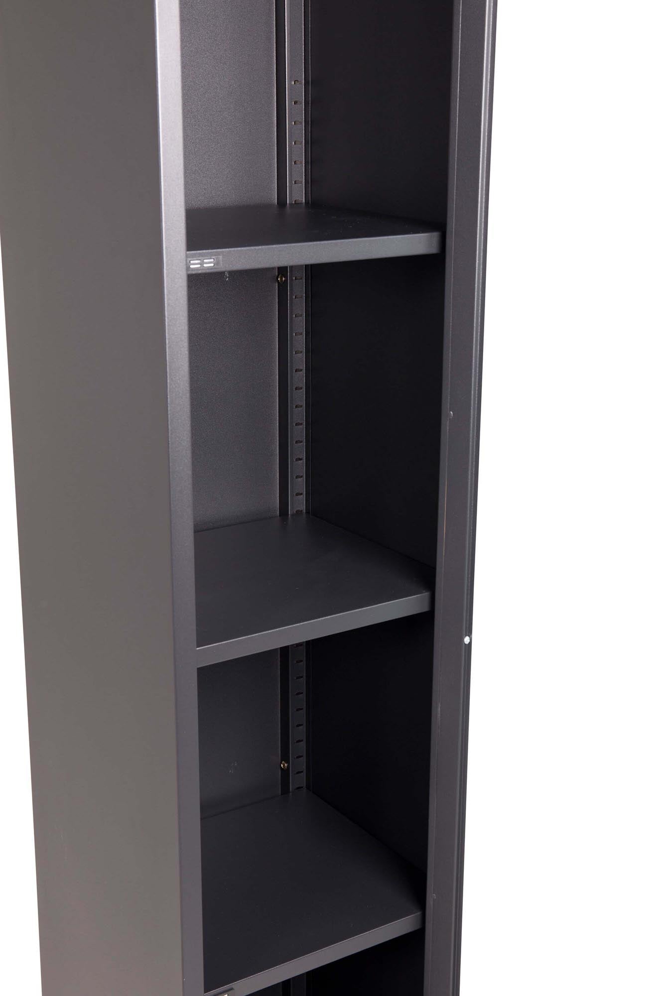 Acero Cabinet in Schwarz präsentiert im Onlineshop von KAQTU Design AG. Cabinet ist von Venture Home
