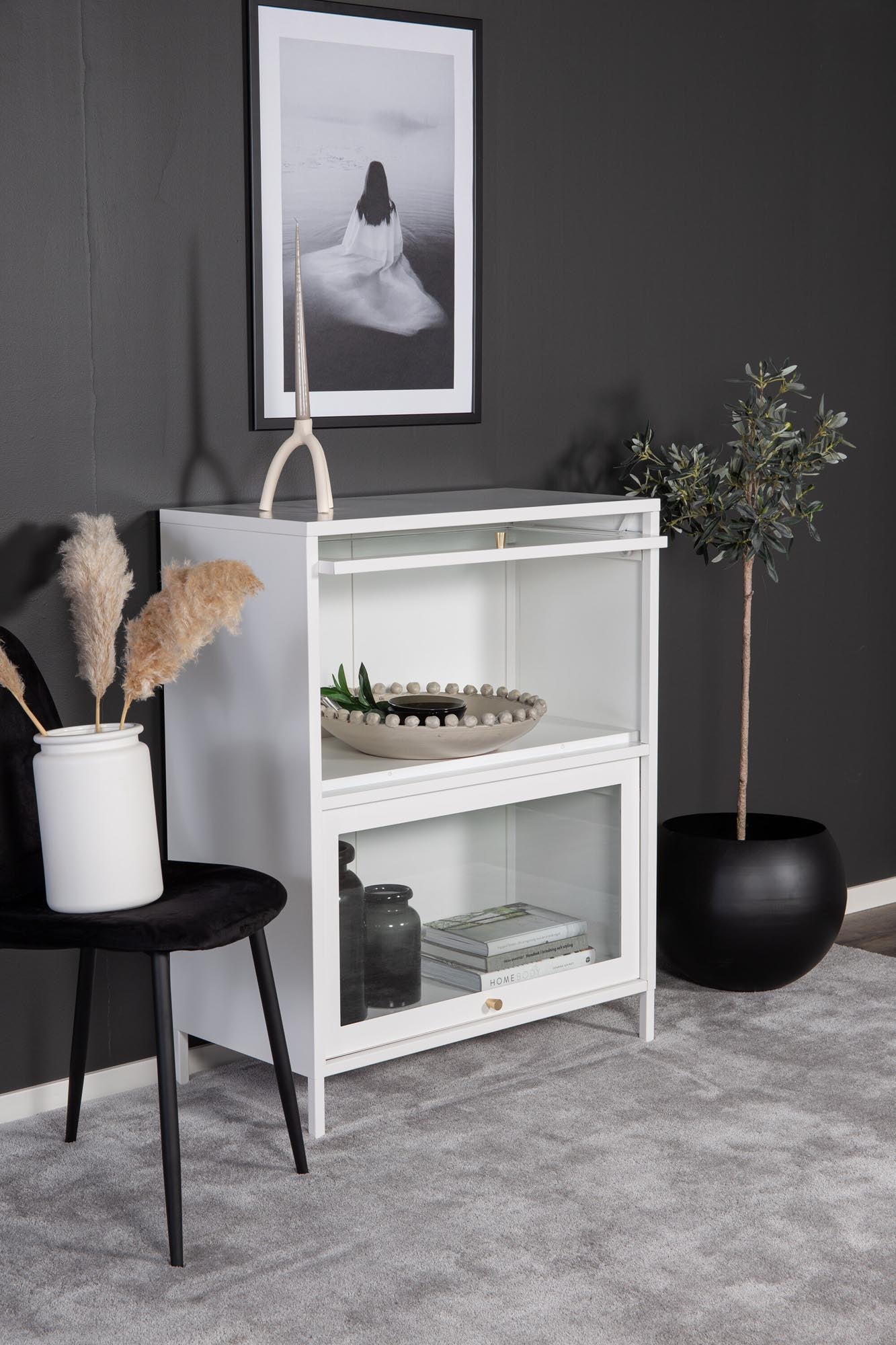 Will Kabinett in Weiss präsentiert im Onlineshop von KAQTU Design AG. Cabinet ist von Venture Home