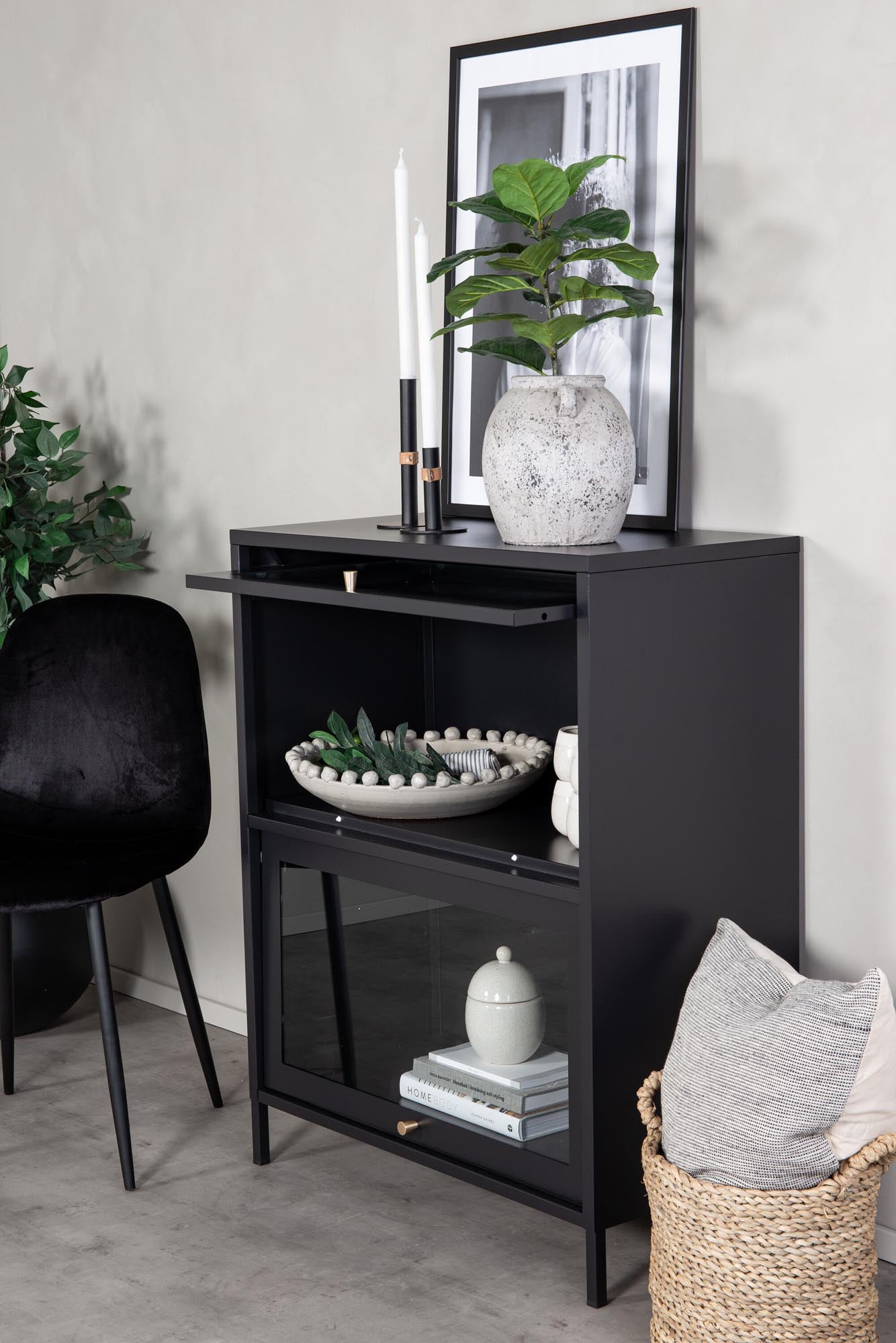 Will Kabinett in Schwarz präsentiert im Onlineshop von KAQTU Design AG. Cabinet ist von Venture Home