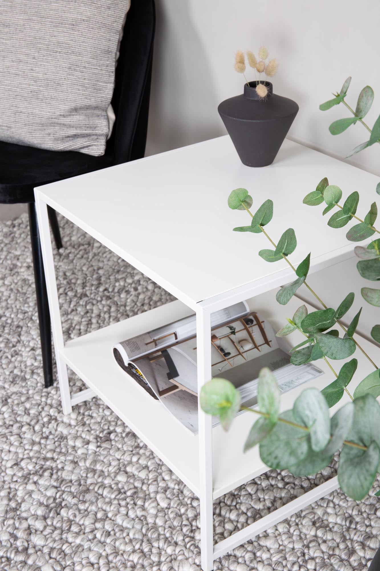 Staal Beistelltisch in Weiss präsentiert im Onlineshop von KAQTU Design AG. Beistelltisch ist von Venture Home