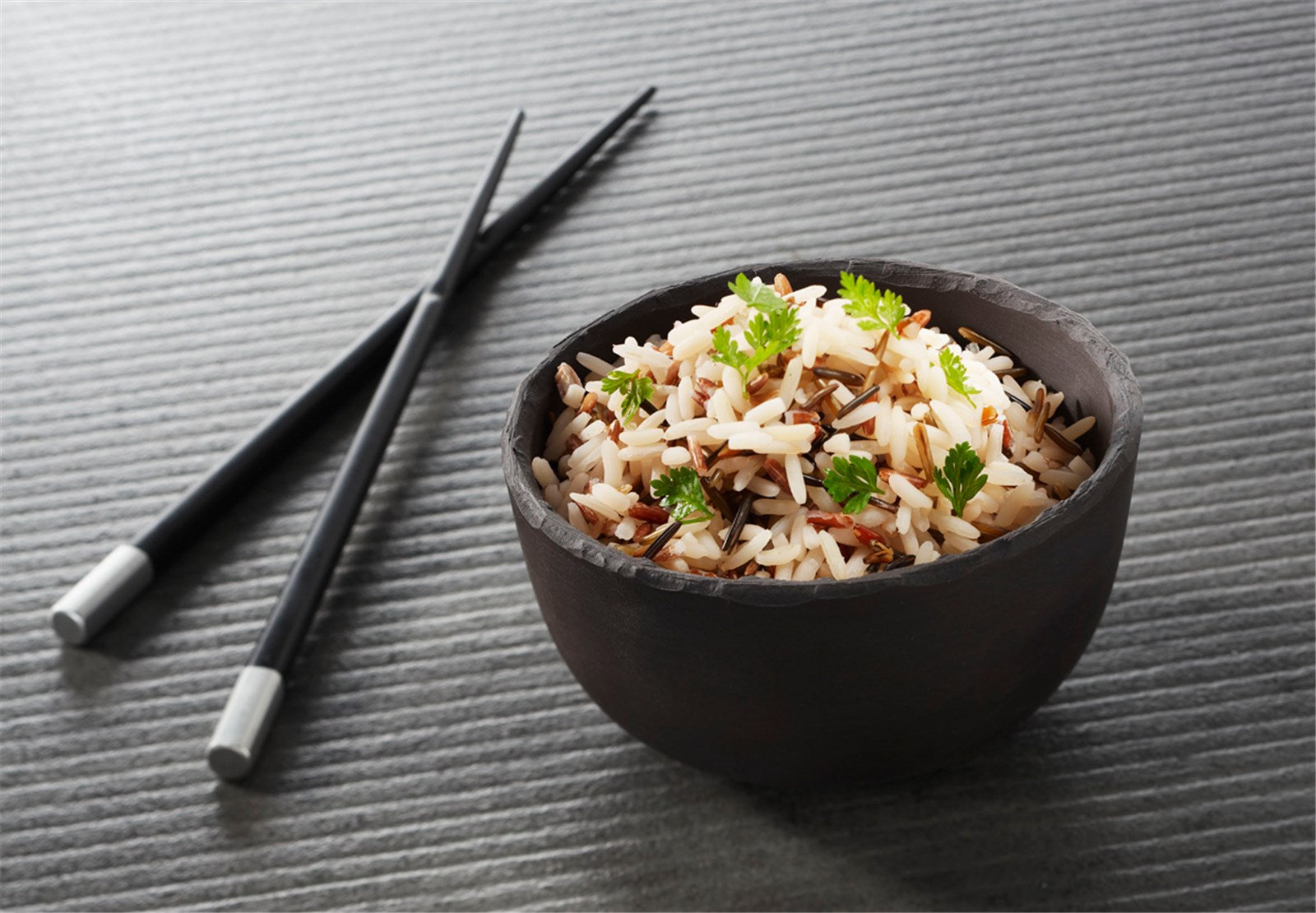 Elegante 25 cl Schale, 10 cm Ø, 6 cm hoch, in stilvoller Schiefer-Optik.