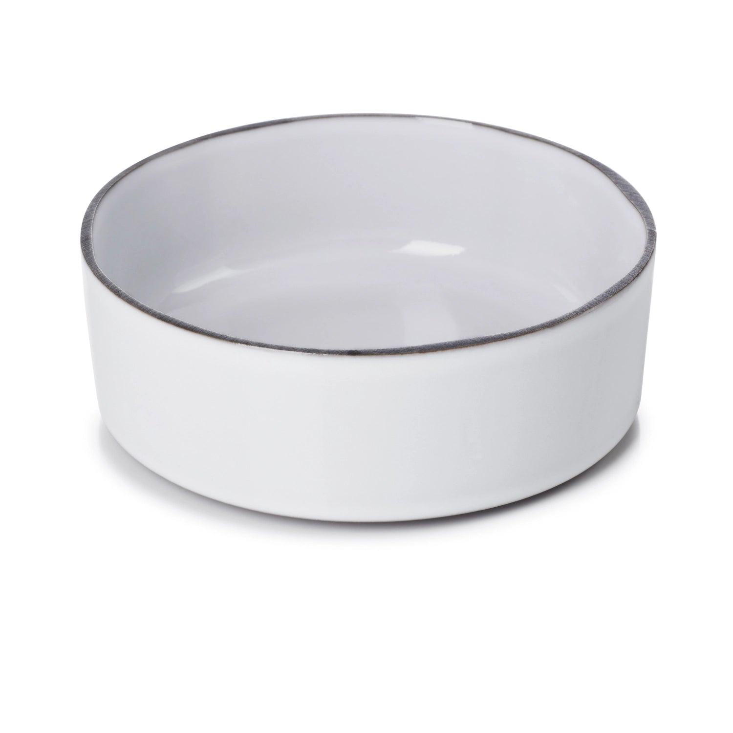 Elegante weiße Gourmet Schale Kumu von Revol, ideal für die ansprechende Präsentation von Speisen und Snacks, vereint modernes Design mit praktischer Nutzung.