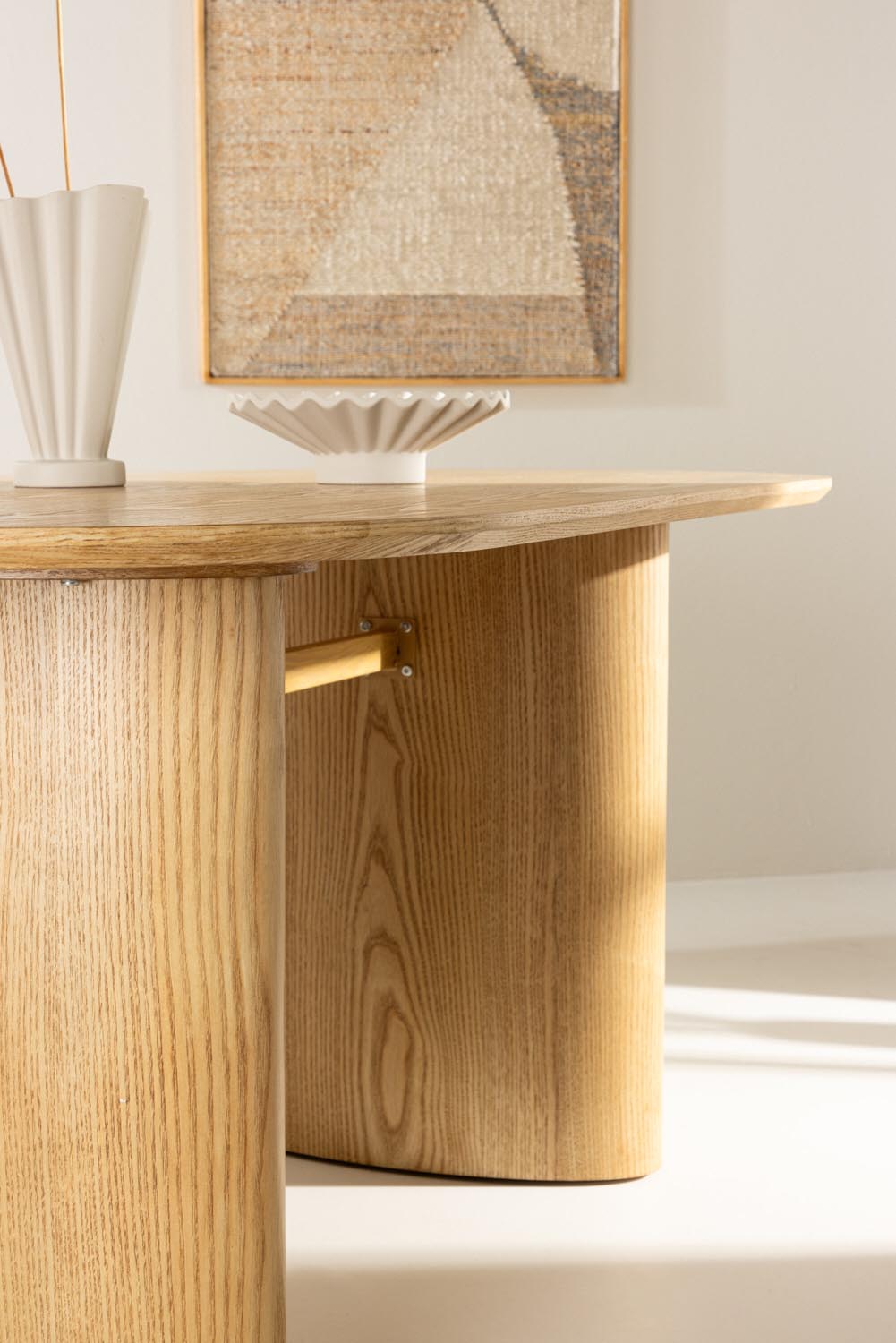 Isolde Esstisch in Natur präsentiert im Onlineshop von KAQTU Design AG. Esstisch ist von Venture Home