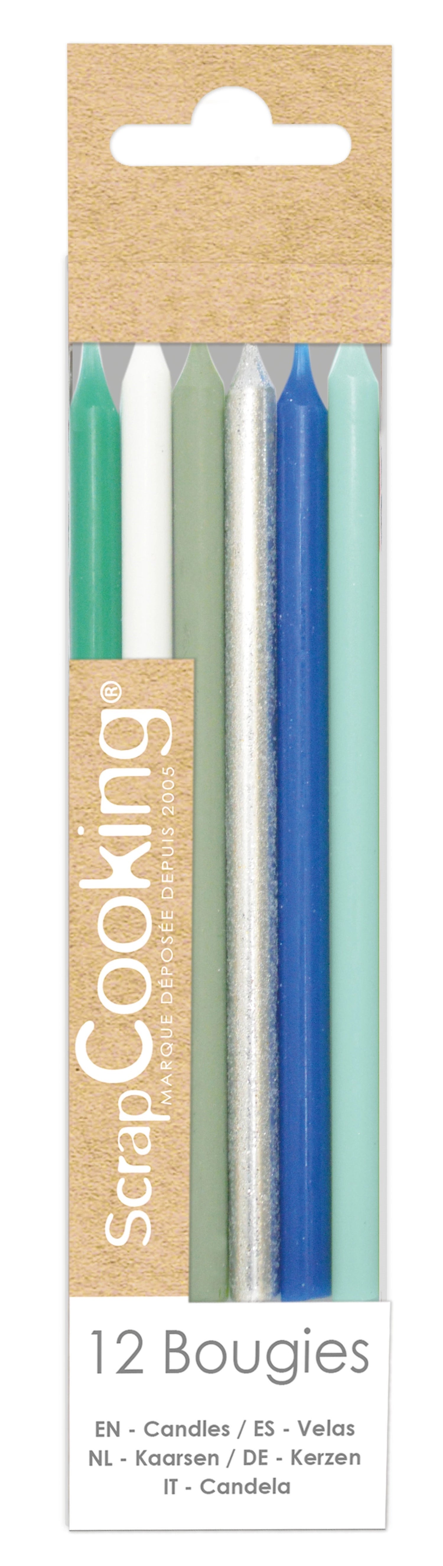 Setzen Sie mit den 12 cm hohen blauen und silbernen Kerzen von Scrap Cooking stilvolle Akzente auf Ihrem Tisch. Perfekt für jede Feier!