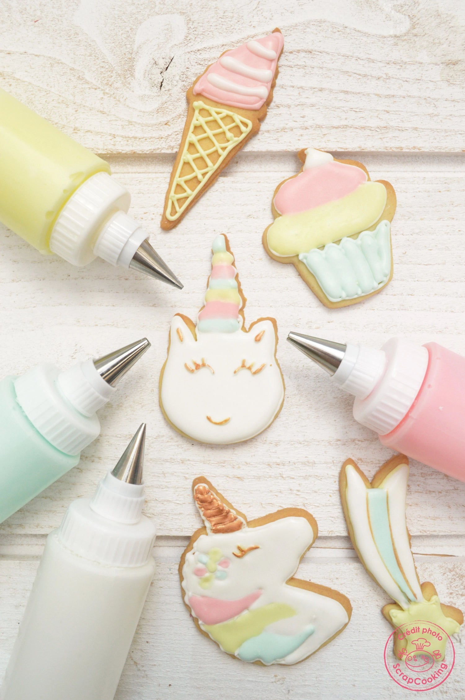 Verspielte Einhorn-Ausstechplatte von Scrap Cooking, perfekt für kreative Backideen und zauberhafte Kekse für kleine Feen und Einhorn-Fans.
