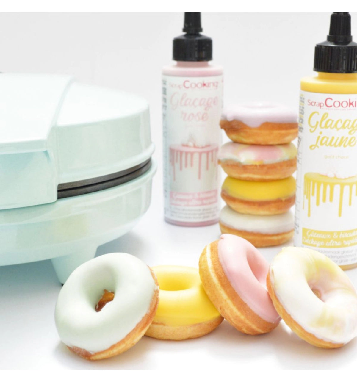 Donuts Factory in Grün präsentiert im Onlineshop von KAQTU Design AG. Küchengerät ist von Scrap Cooking
