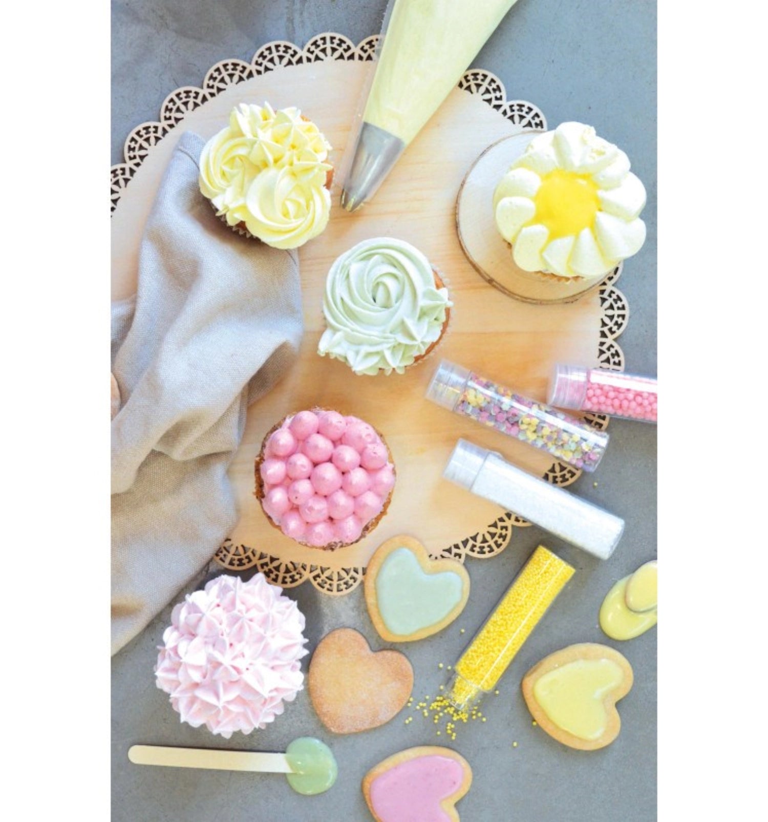 Entdecken Sie den natürlichen Farbstoff Zitronen-gelb von Scrap Cooking! Ideal für gesunde, farbenfrohe Backwaren – vegan und ohne künstliche Zusätze.