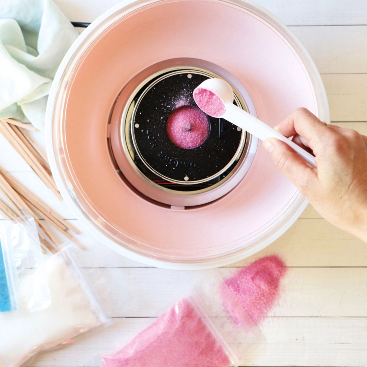 Zuckerwatte-Mischung in zartem Rosa von Scrap Cooking, 160g, perfekt für festliche Anlässe und kreative Dessertideen.