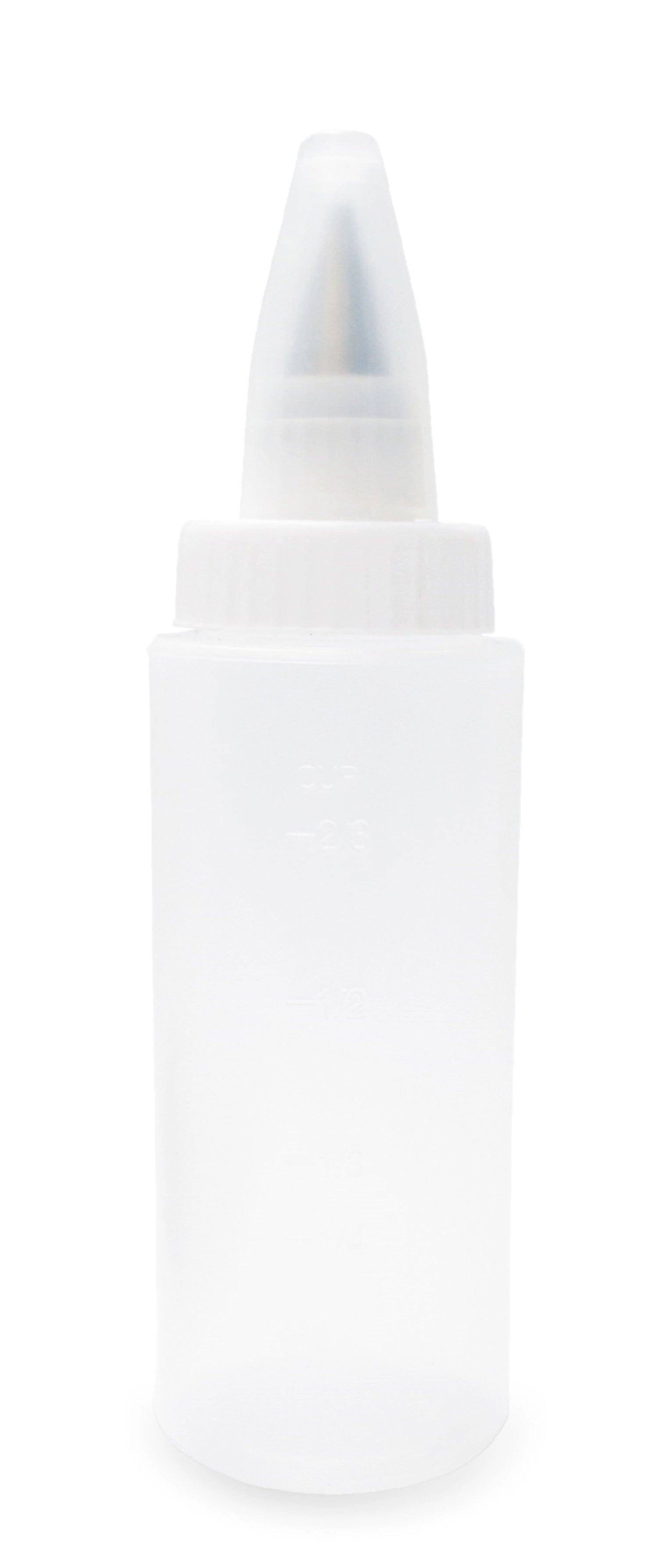 Praktisches 2er Set Quetschflaschen mit Spritztüllen, ideal für filigrane Zuckerguss-Dekorationen und kreative Backideen.