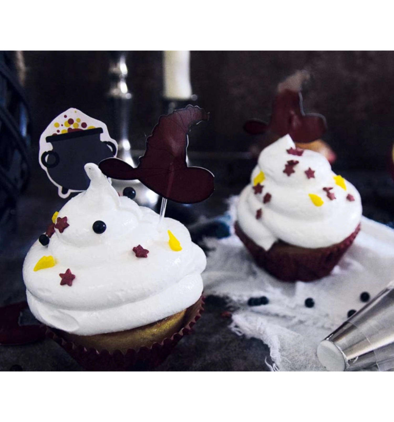 Entdecken Sie das 4er Set Zuckerdekors Wizard Mix von Scrap Cooking – die perfekte Wahl für kreative und farbenfrohe Backdekorationen!