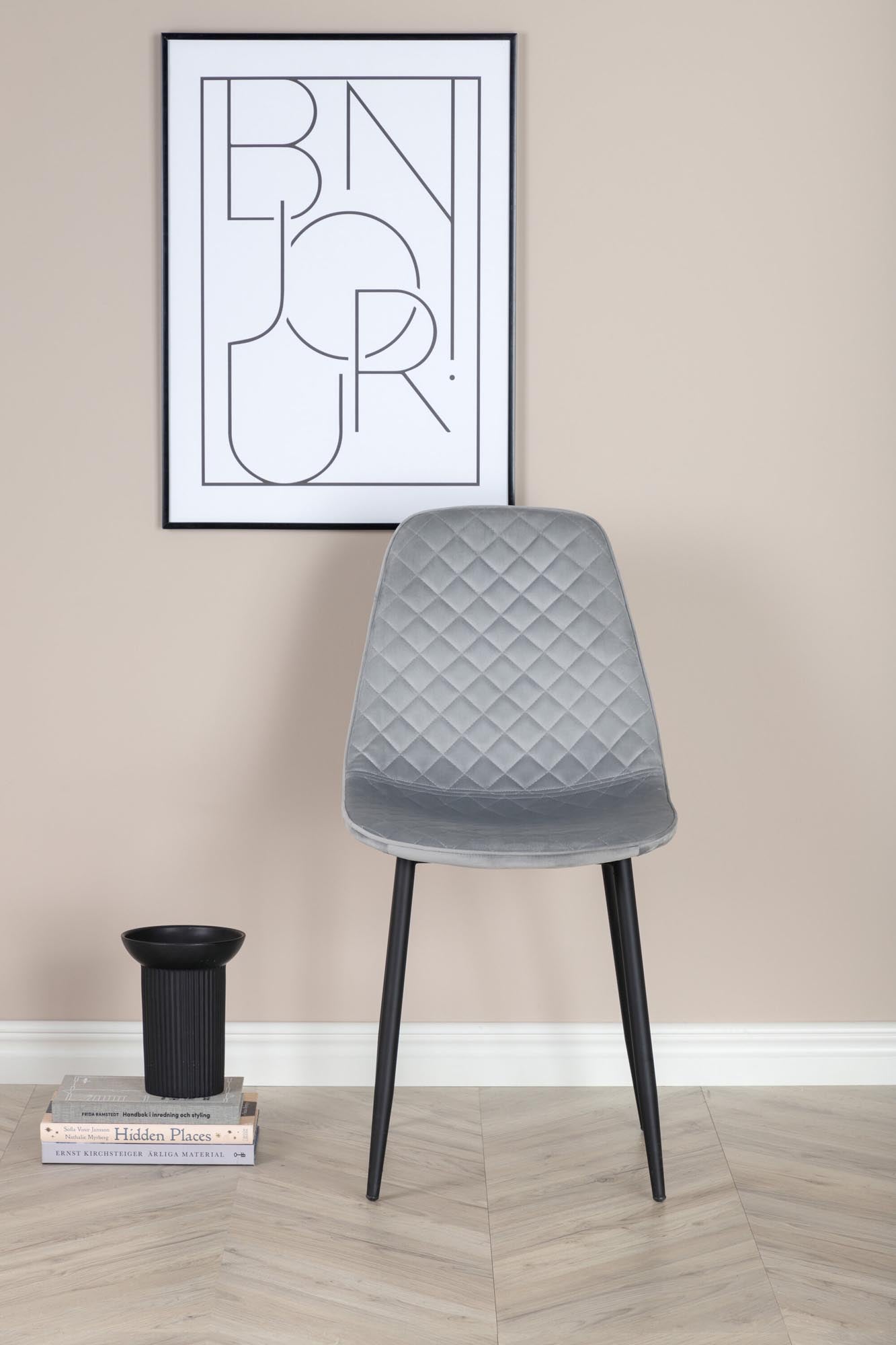 Polar Diamond Stuhl in Grau/Schwarz präsentiert im Onlineshop von KAQTU Design AG. Stuhl ist von Venture Home