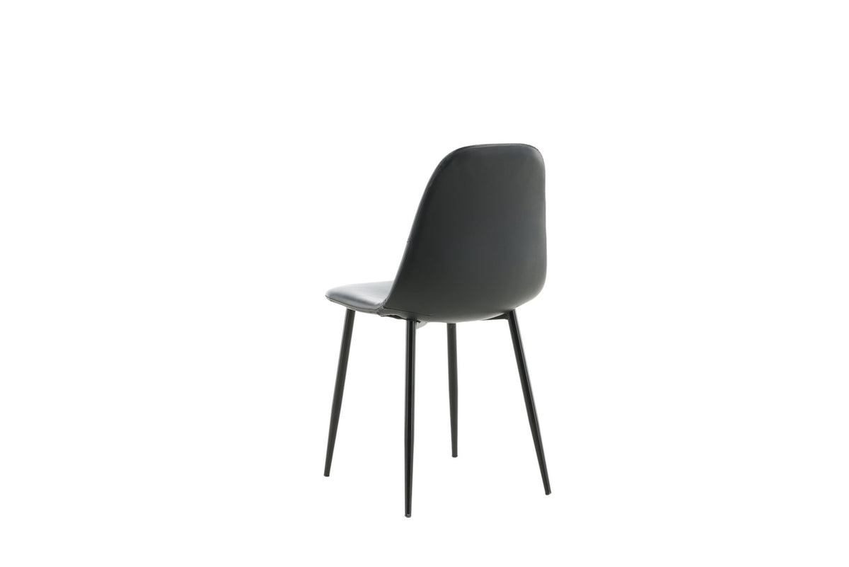 Polar Stuhl in Schwarz präsentiert im Onlineshop von KAQTU Design AG. Stuhl ist von Venture Home