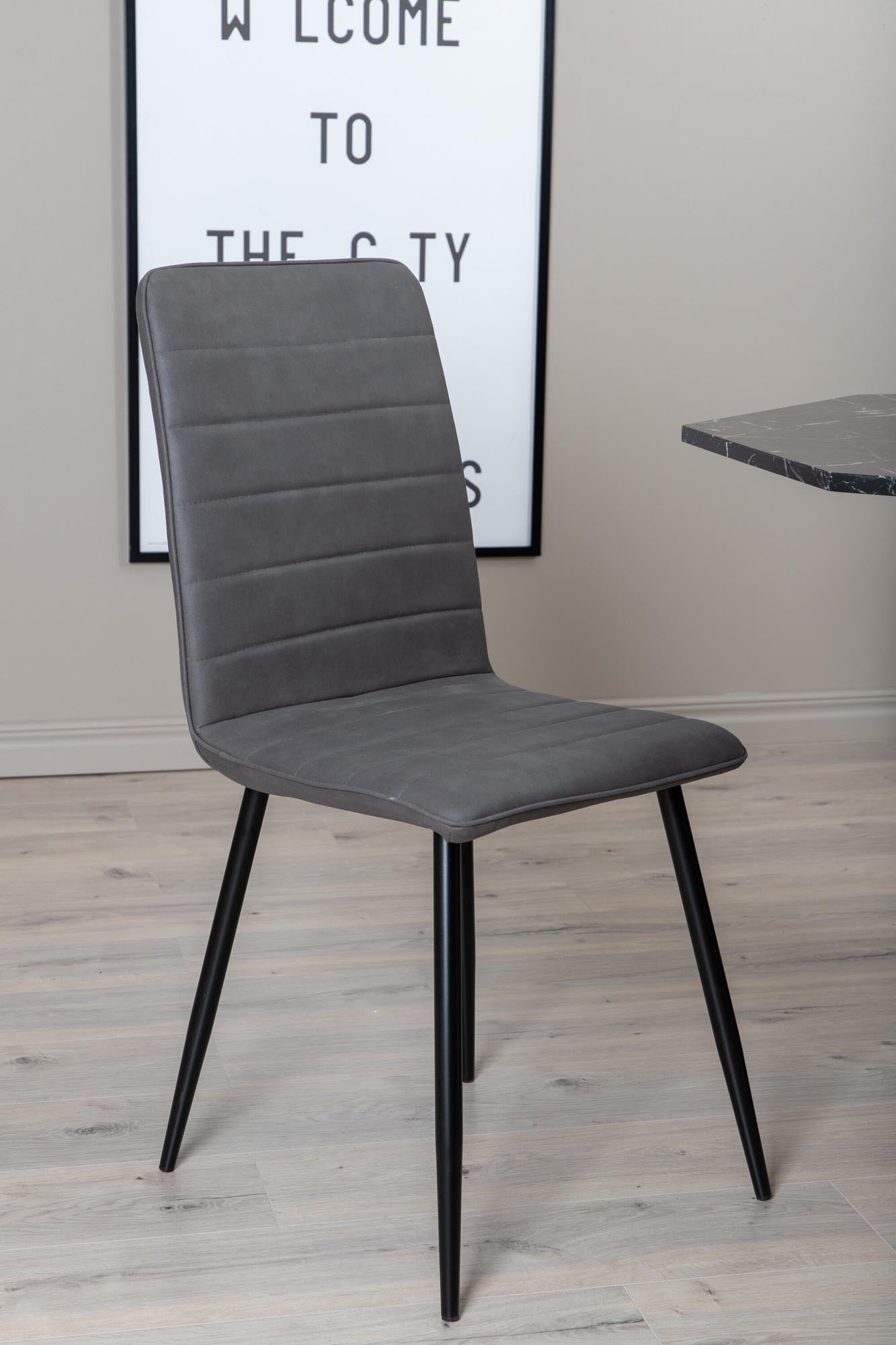 Windu Stuhl in Grau präsentiert im Onlineshop von KAQTU Design AG. Stuhl ist von Venture Home