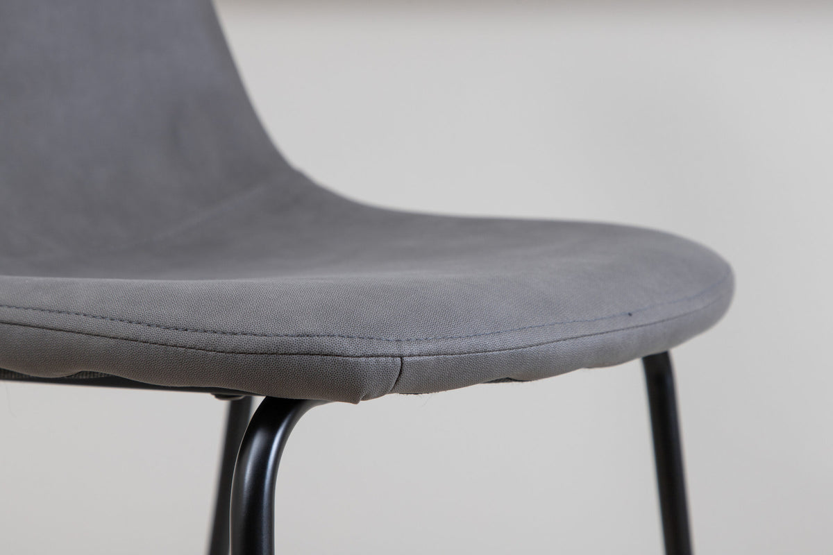 Polar Barstuhl in Grau präsentiert im Onlineshop von KAQTU Design AG. Barstuhl ist von Venture Home