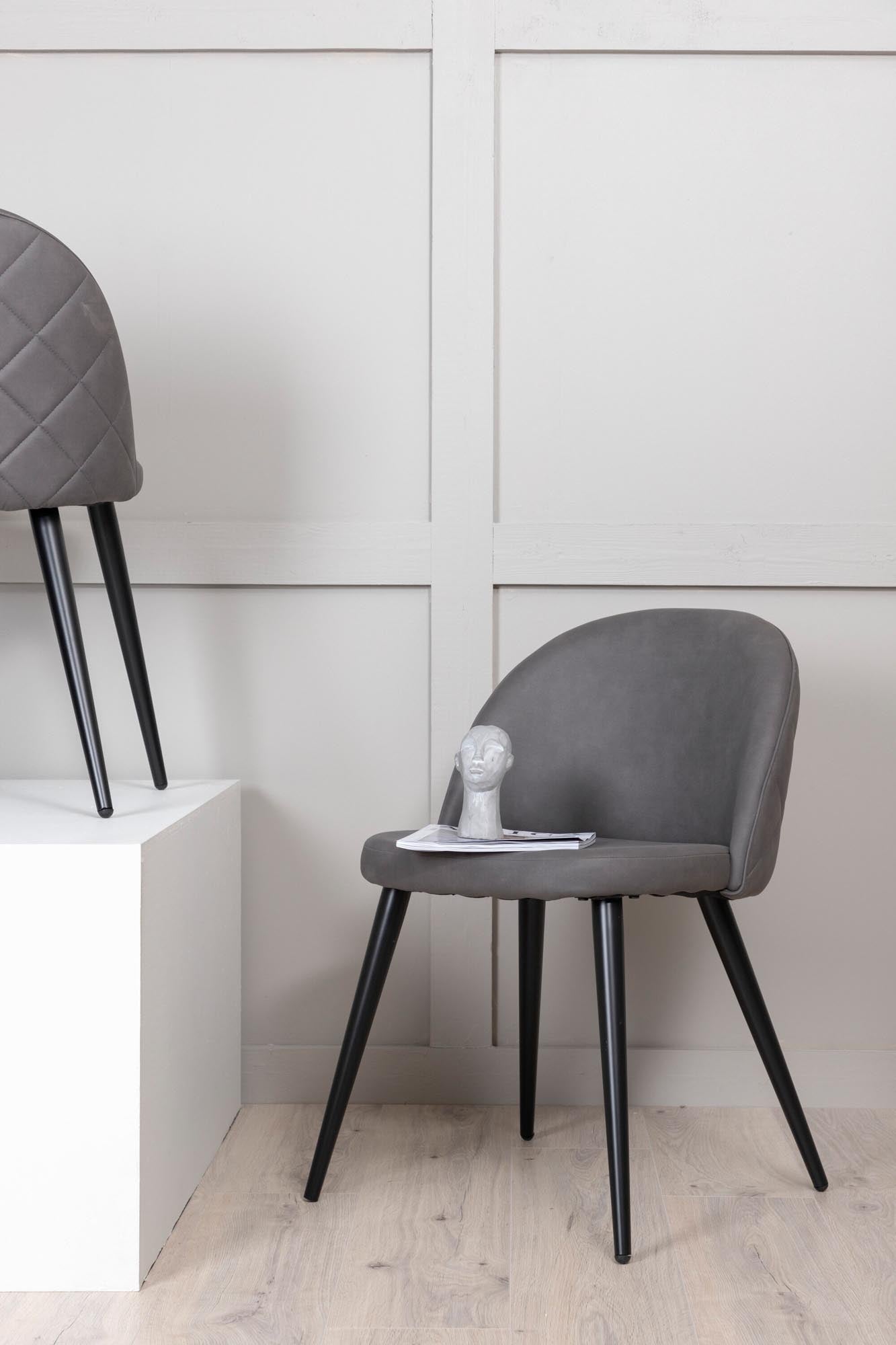 Velvet Stitches Stuhl in Grau präsentiert im Onlineshop von KAQTU Design AG. Stuhl ist von Venture Home