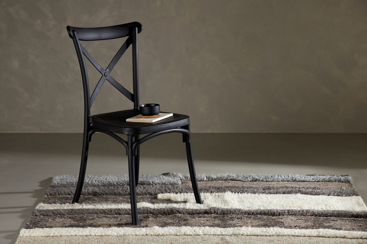 Crosett Stuhl in Schwarz präsentiert im Onlineshop von KAQTU Design AG. Stuhl ist von Venture Home