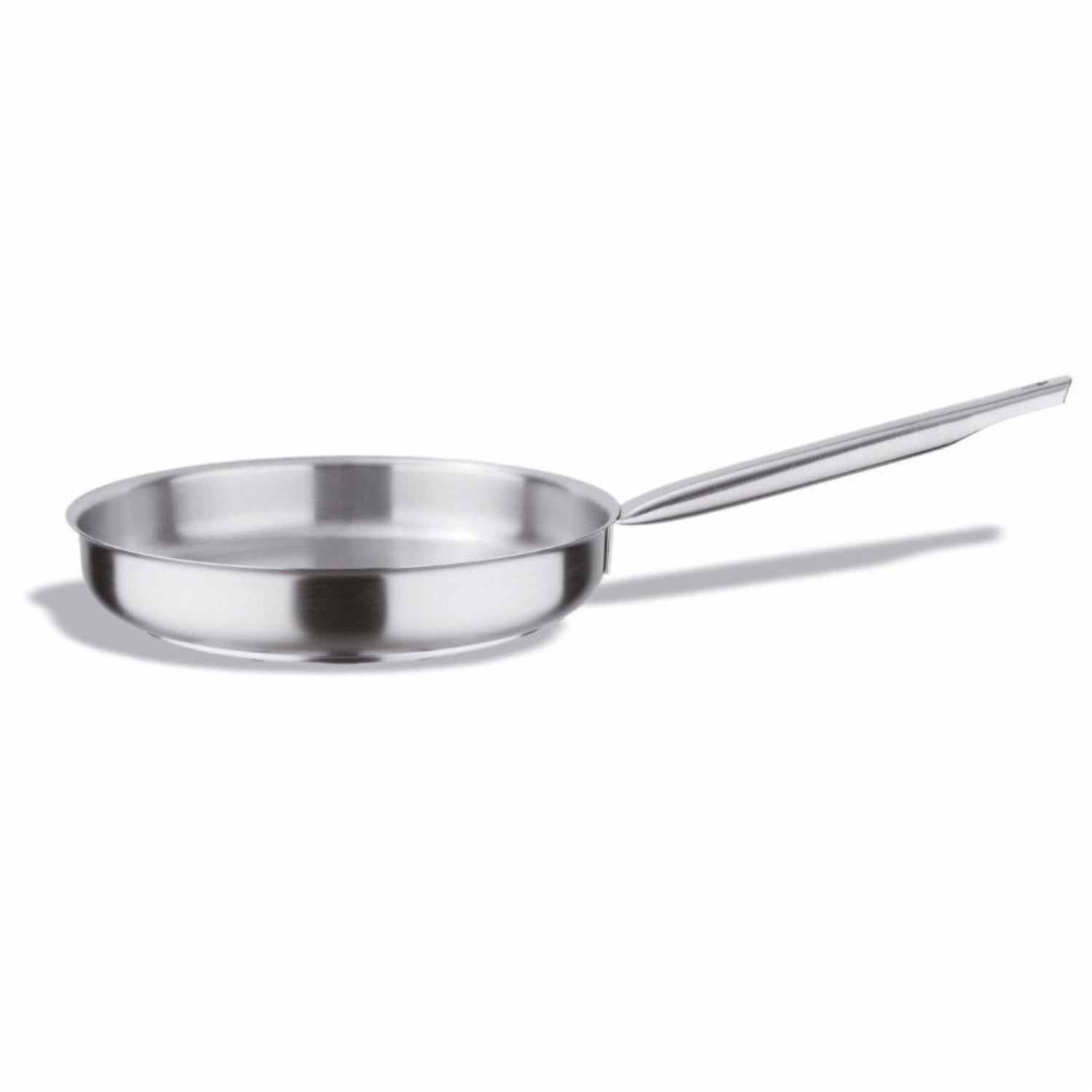 Inox Pro Stielkasserolle nieder 24cm H:6cm 2.7lt in Silber präsentiert im Onlineshop von KAQTU Design AG. Topf ist von Vollrath
