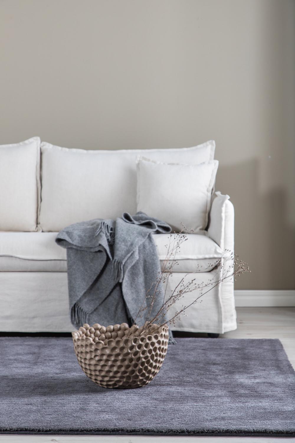 Nova Sofa in Beige präsentiert im Onlineshop von KAQTU Design AG. 3er Sofa ist von Venture Home