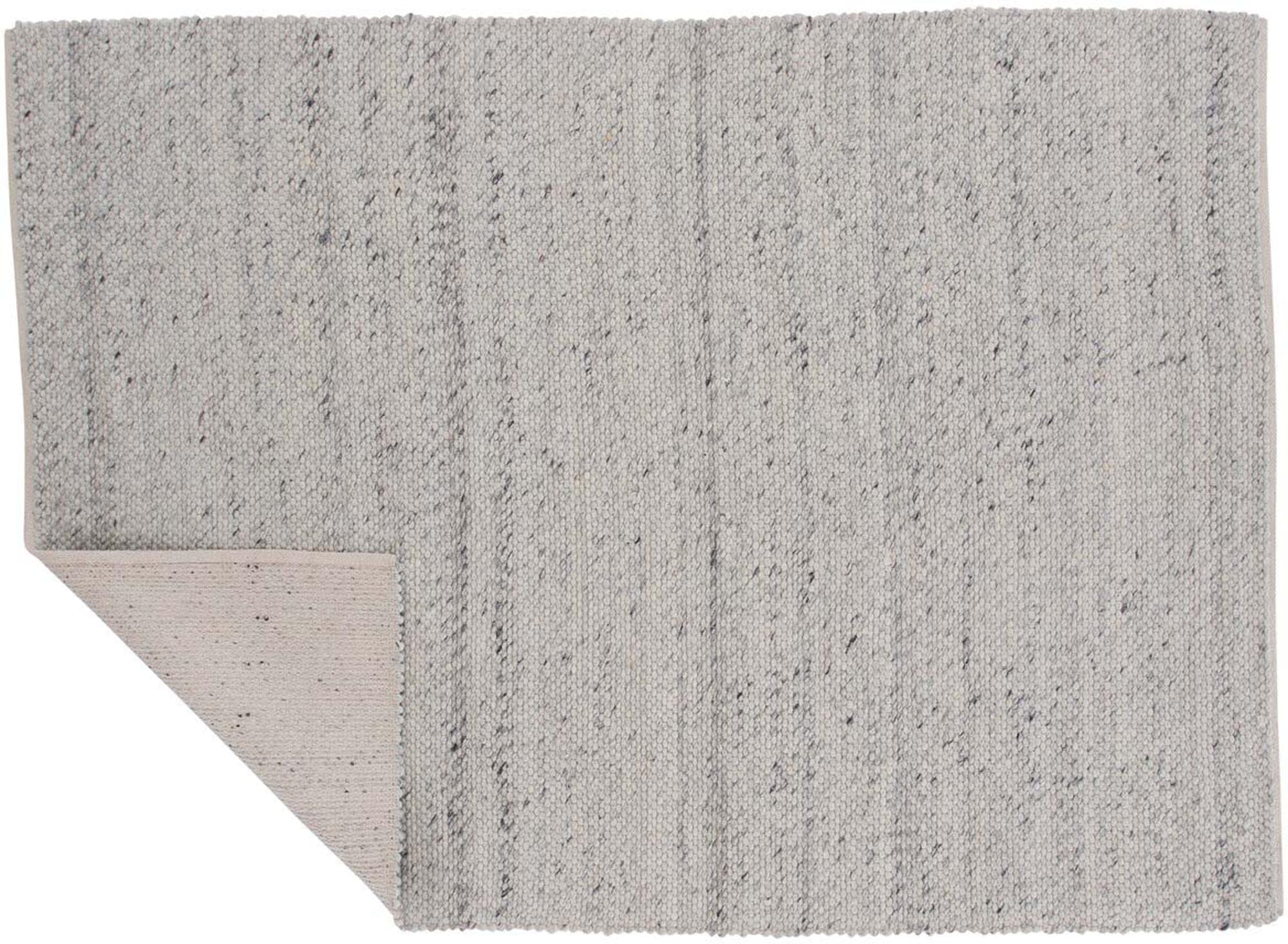 Ganga Teppich in Weiss präsentiert im Onlineshop von KAQTU Design AG. Teppich ist von Venture Home