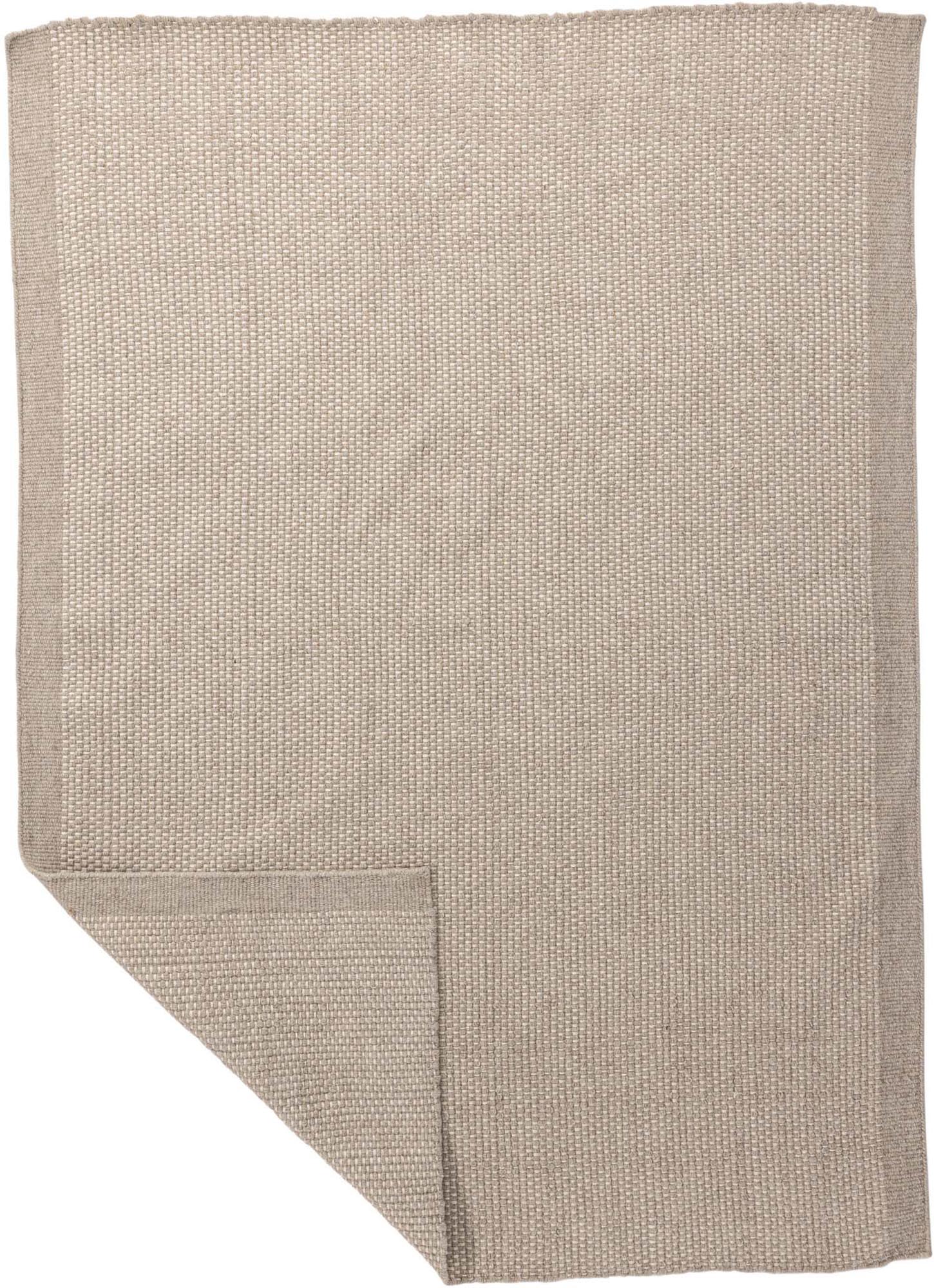 Vilma Teppich in Beige präsentiert im Onlineshop von KAQTU Design AG. Teppich ist von Venture Home