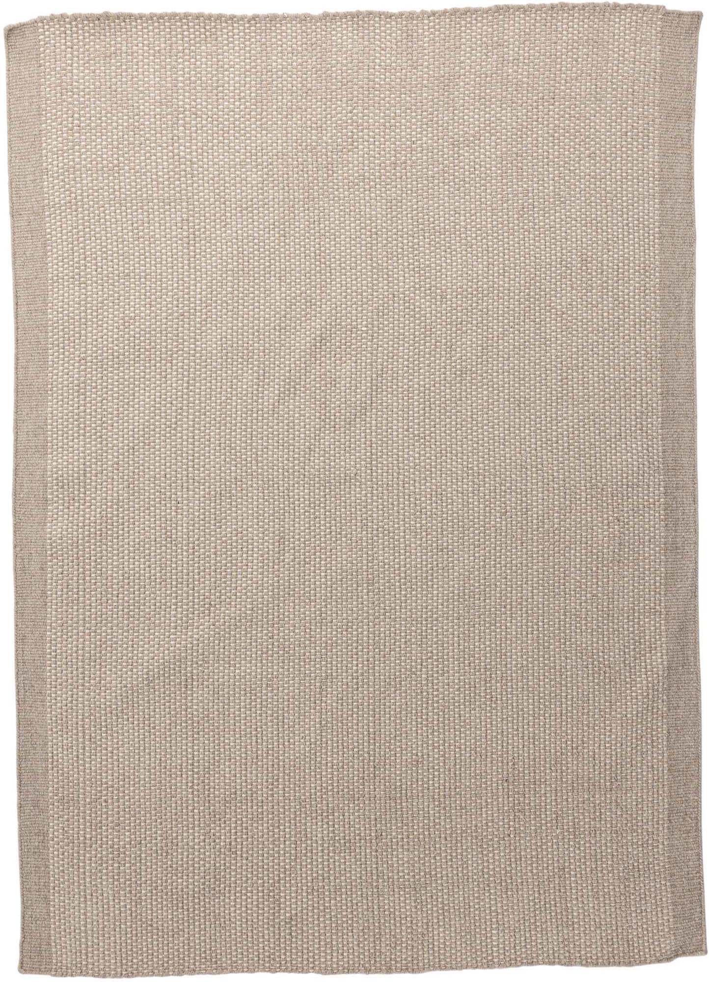 Vilma Teppich in Beige präsentiert im Onlineshop von KAQTU Design AG. Teppich ist von Venture Home