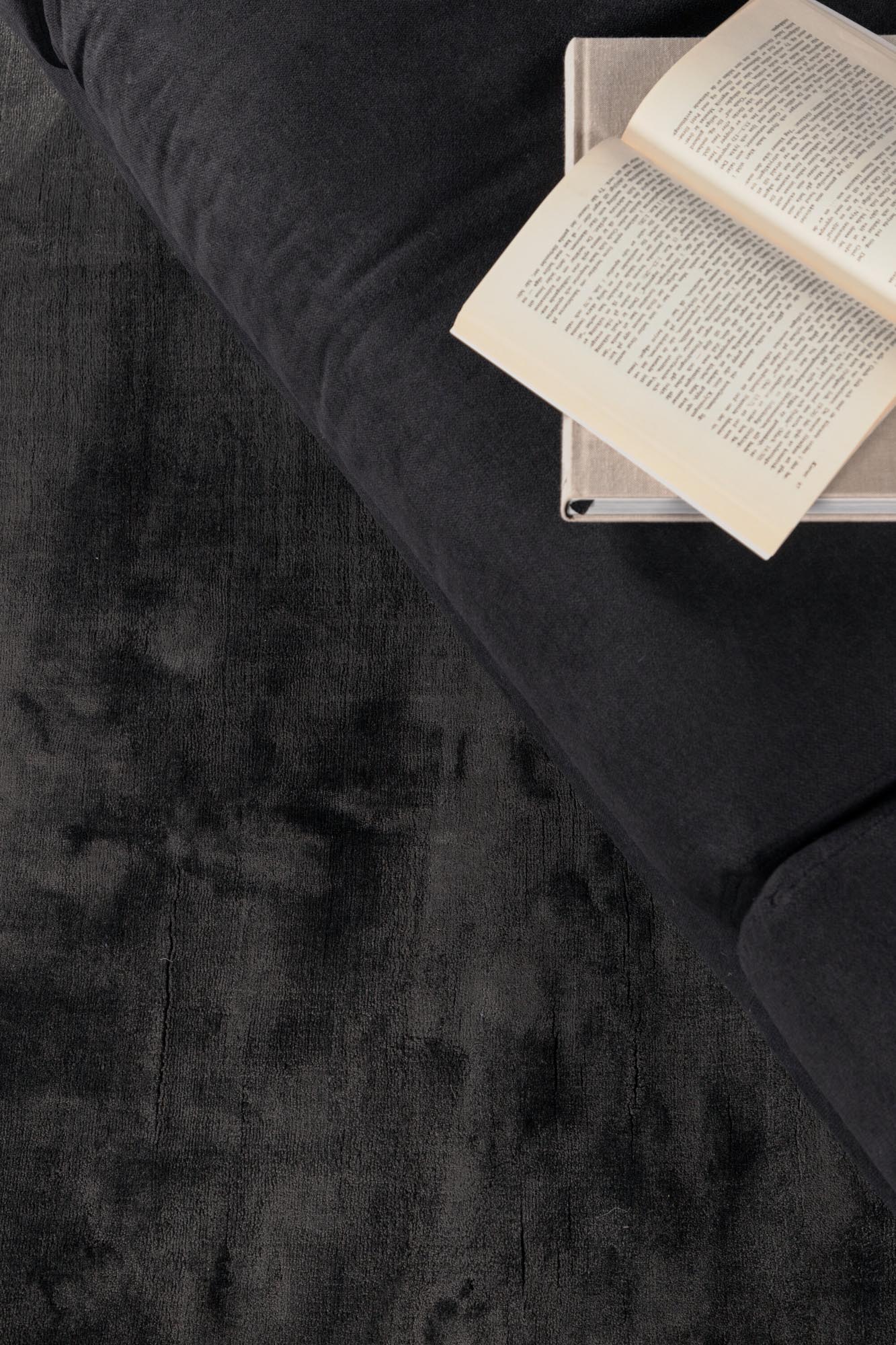 Indra Teppich von Venture Home: Stilvolle Akzente für jeden Raum.