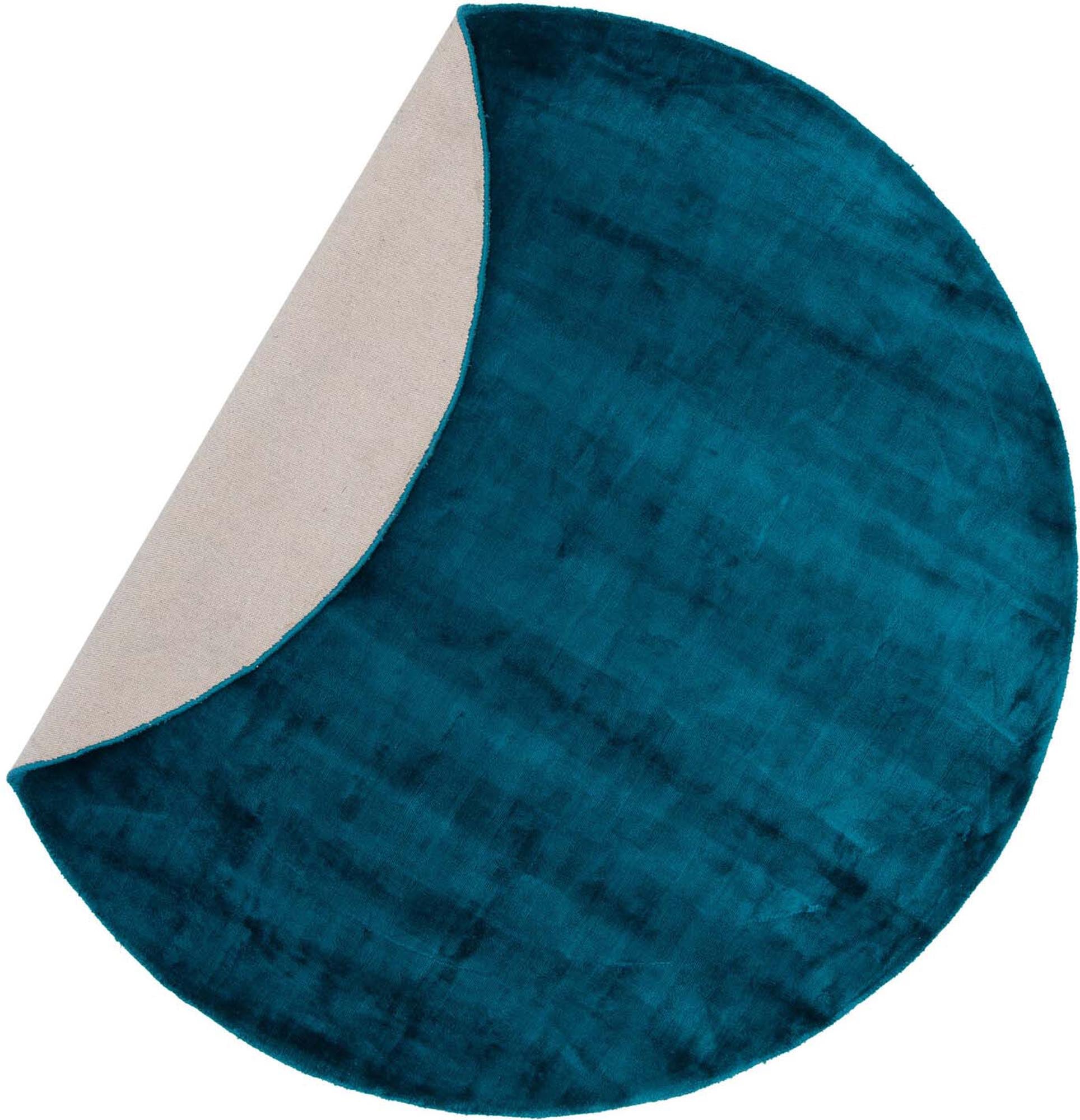 Indra Teppich von Venture Home: Eleganz und Komfort vereint.