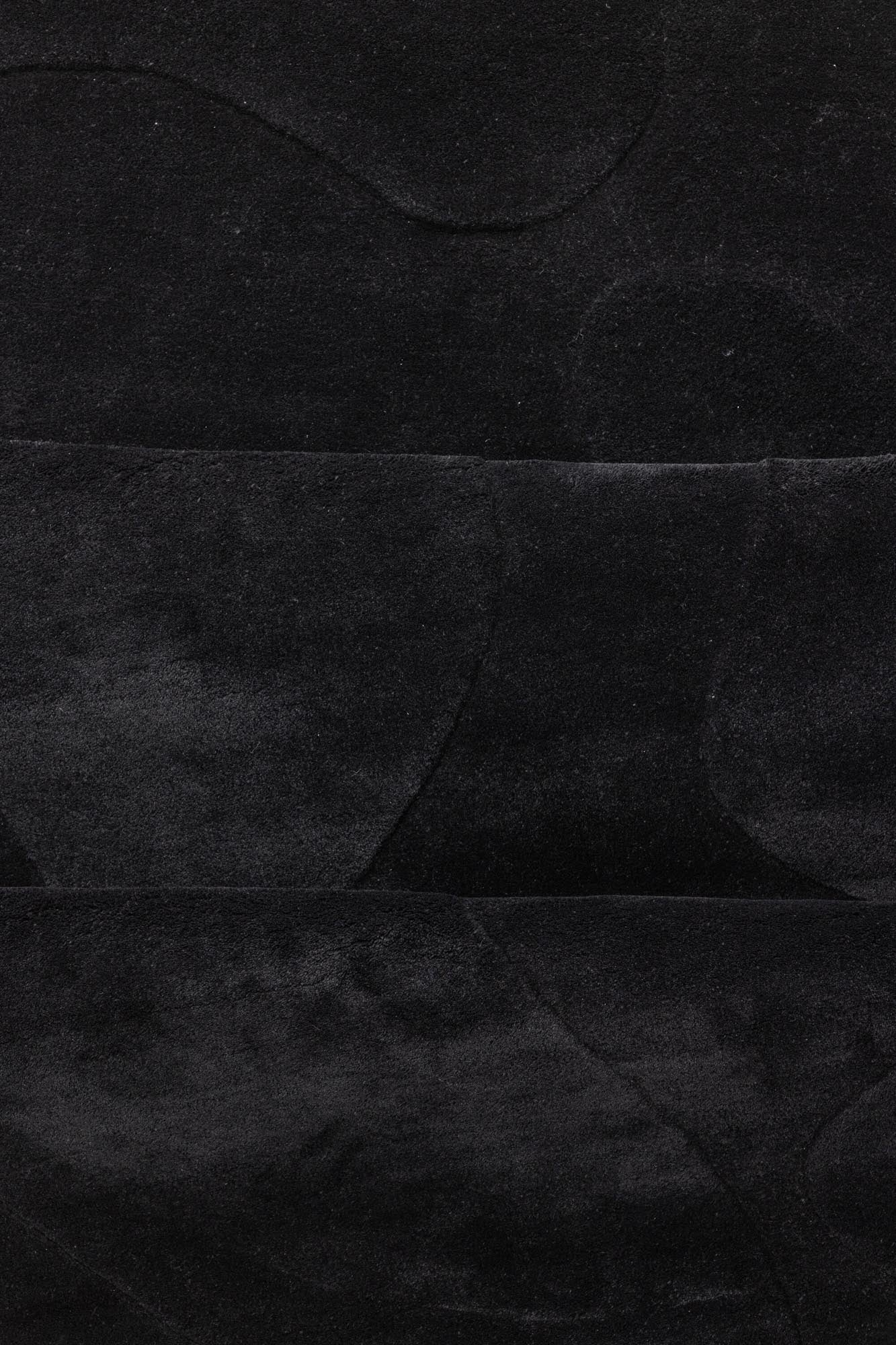 Moderner Enard-Teppich von Venture Home in elegantem Schwarz.