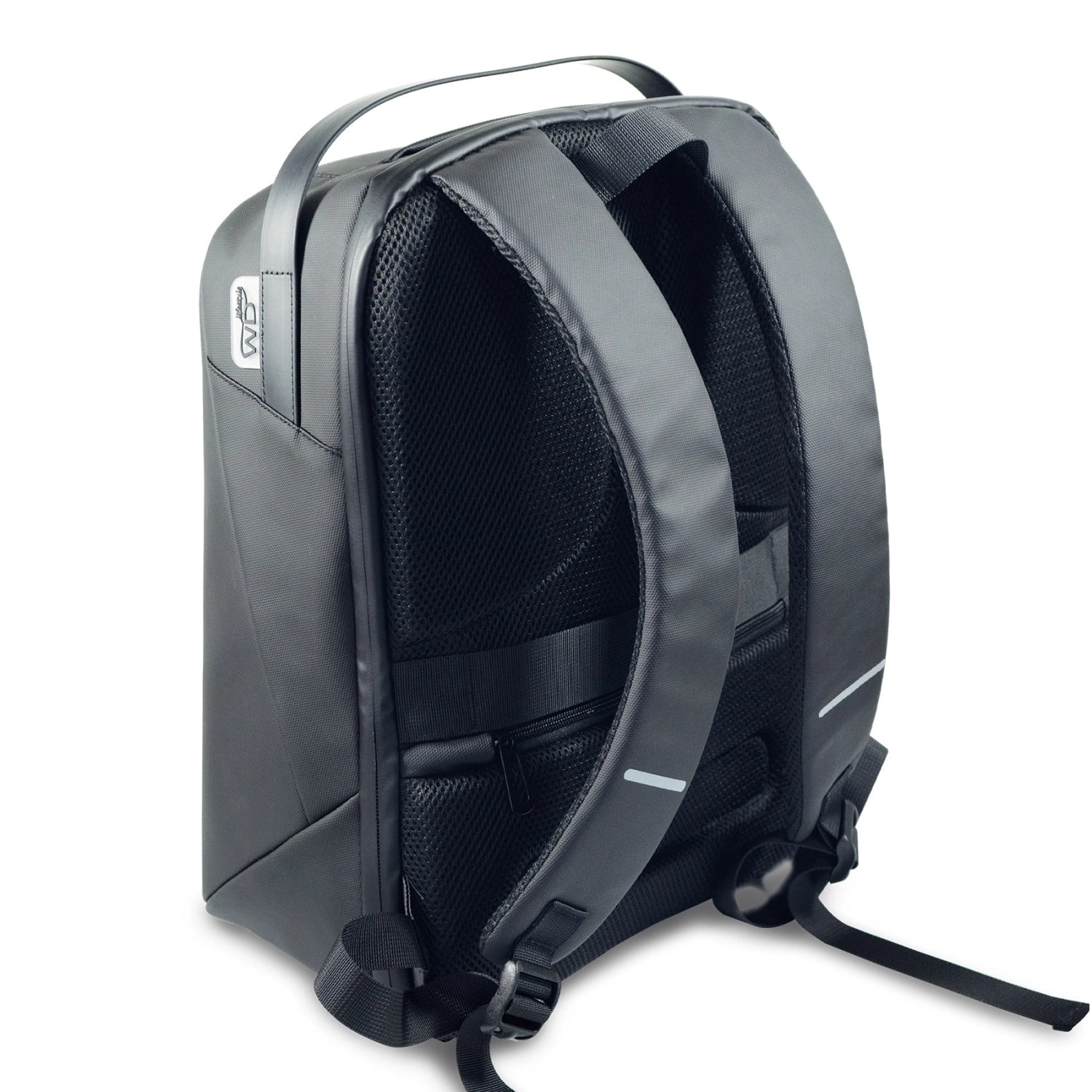 Erleben Sie den City Life-Rucksack aus RPET (19l, 32x15x40 cm) in elegantem Schwarz. Perfekt für den urbanen Alltag, bietet er Stil und Funktionalität!