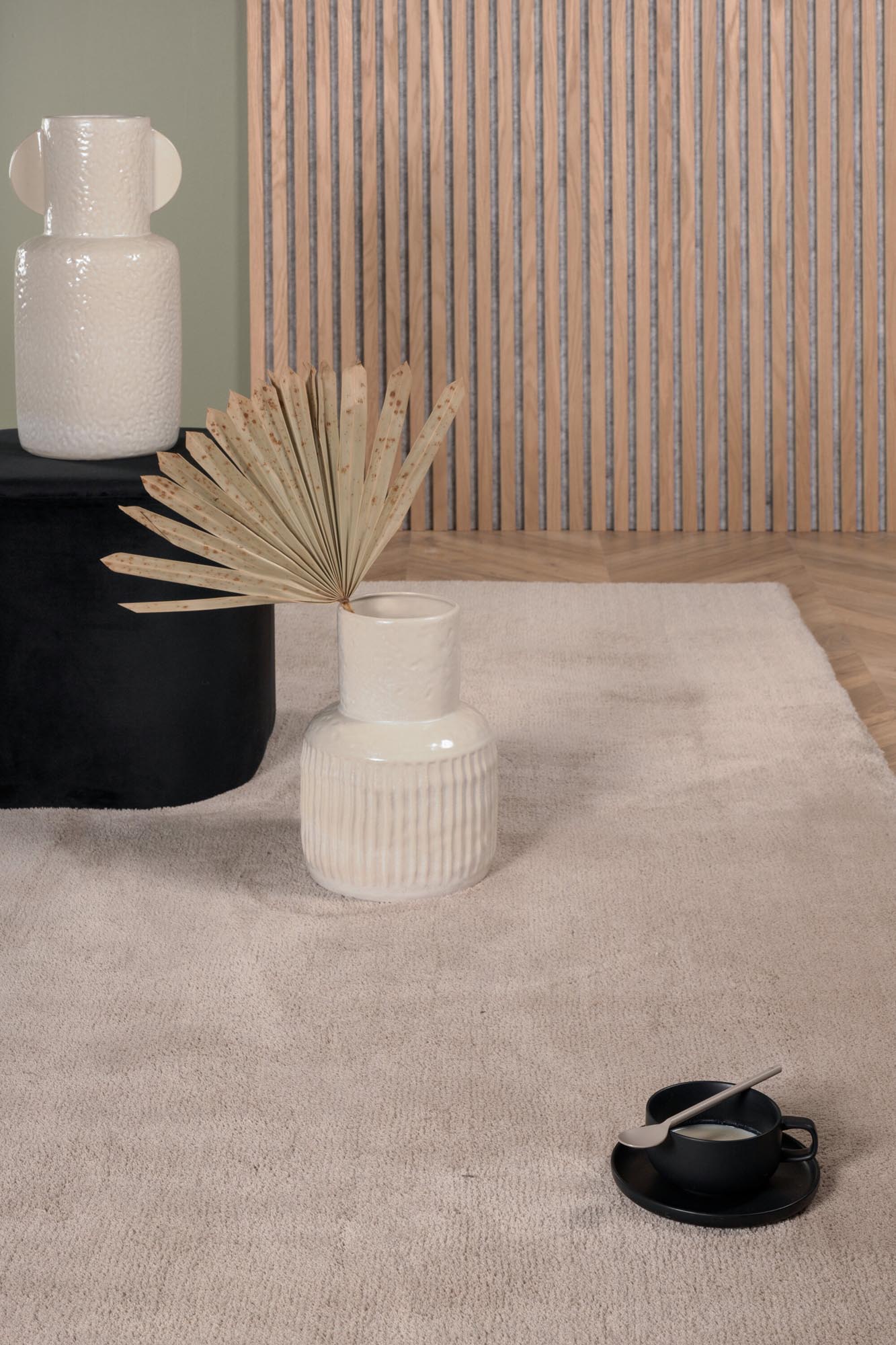 Wunderteppich in Beige präsentiert im Onlineshop von KAQTU Design AG. Teppich ist von Venture Home