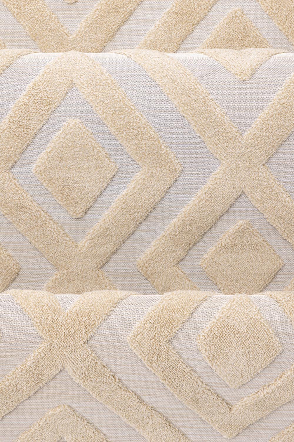 Pia Teppich in Beige präsentiert im Onlineshop von KAQTU Design AG. Teppich ist von Venture Home