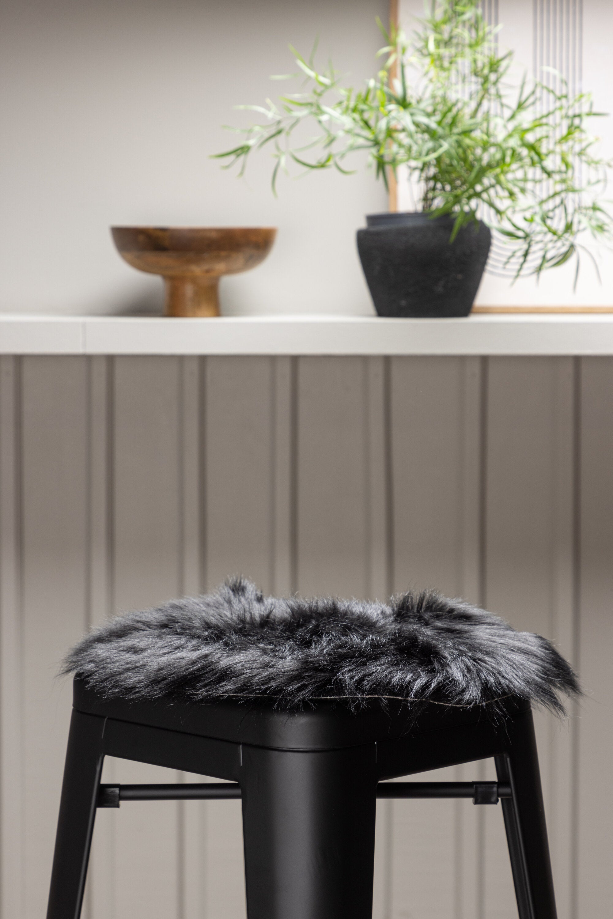 Katy Kissen in Schwarz präsentiert im Onlineshop von KAQTU Design AG. Sitzkissen ist von Venture Home