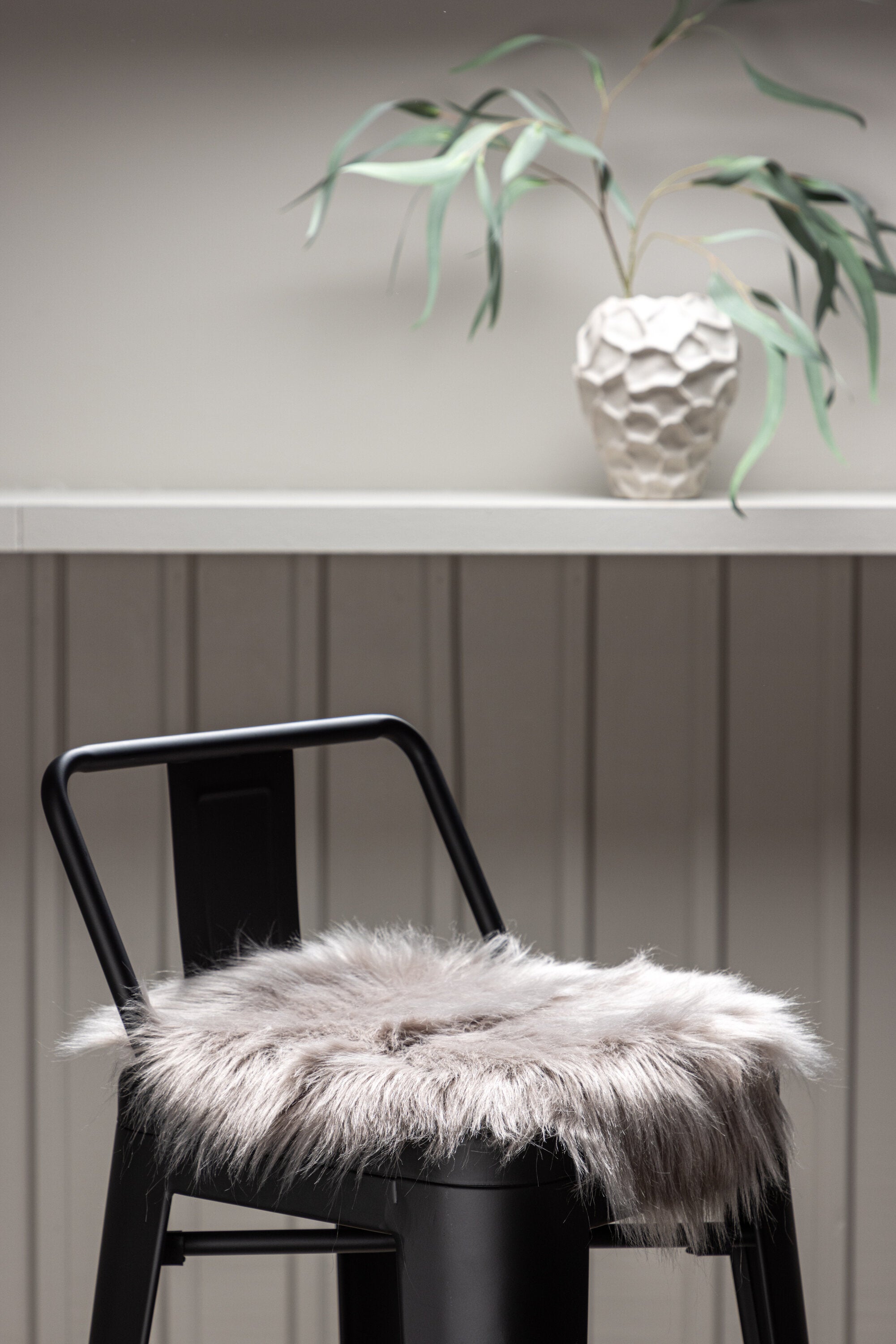 Katy Kissen in Grau präsentiert im Onlineshop von KAQTU Design AG. Sitzkissen ist von Venture Home